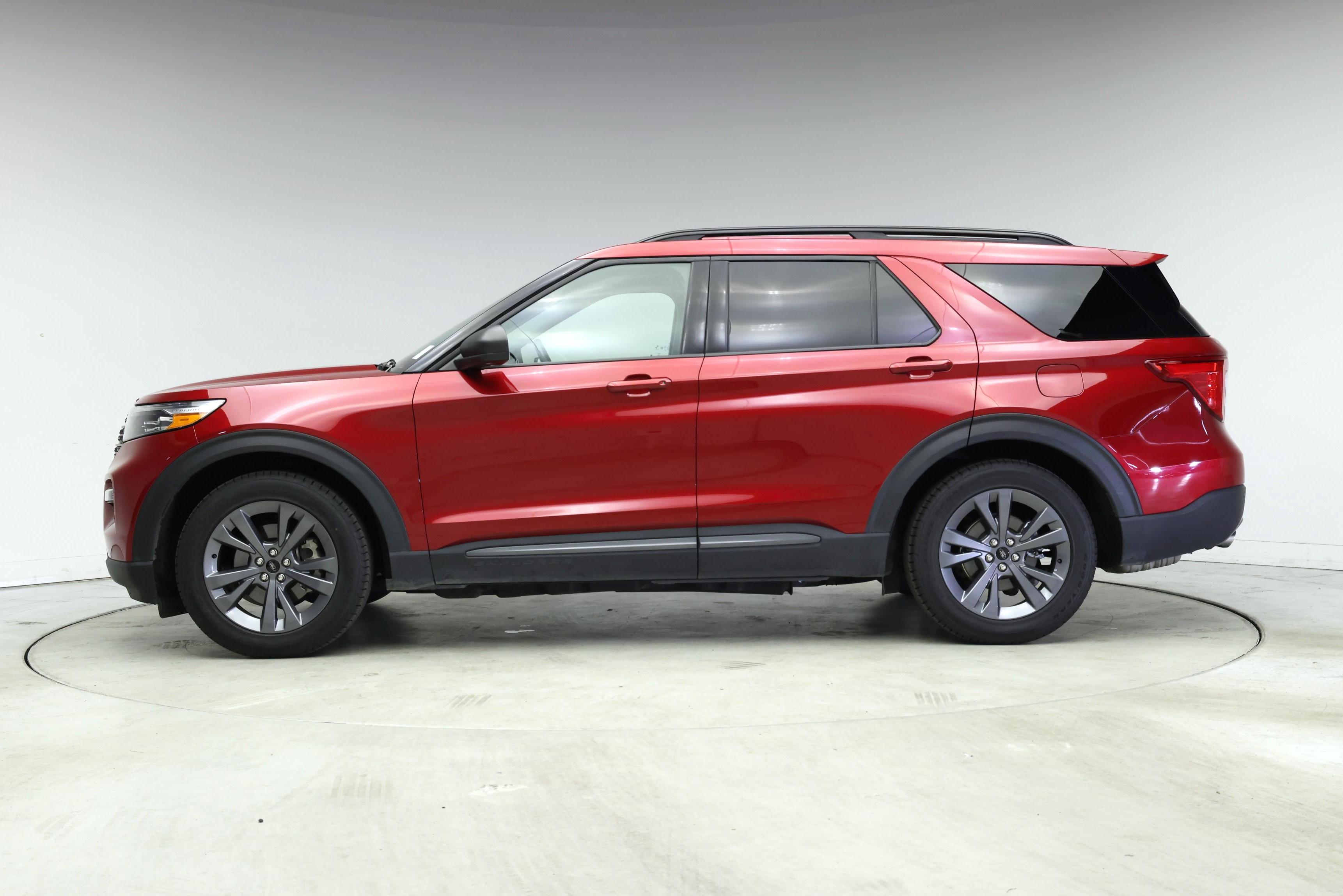 Thumbnail: 2021 Ford Explorer - 3