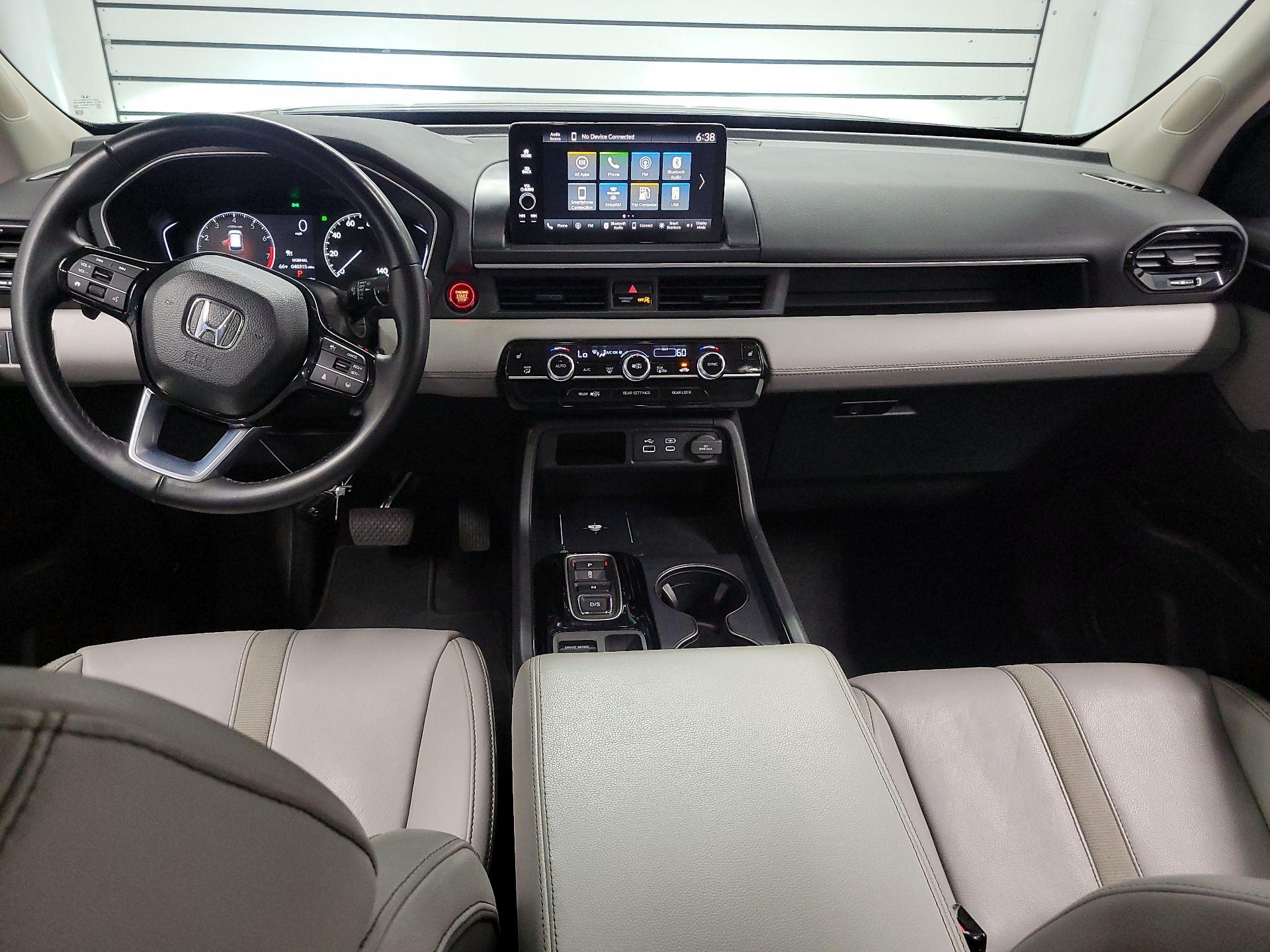 Thumbnail: 2023 Honda Pilot - 9