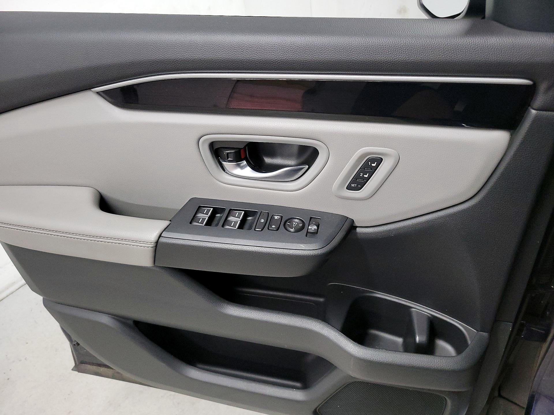 Thumbnail: 2023 Honda Pilot - 12