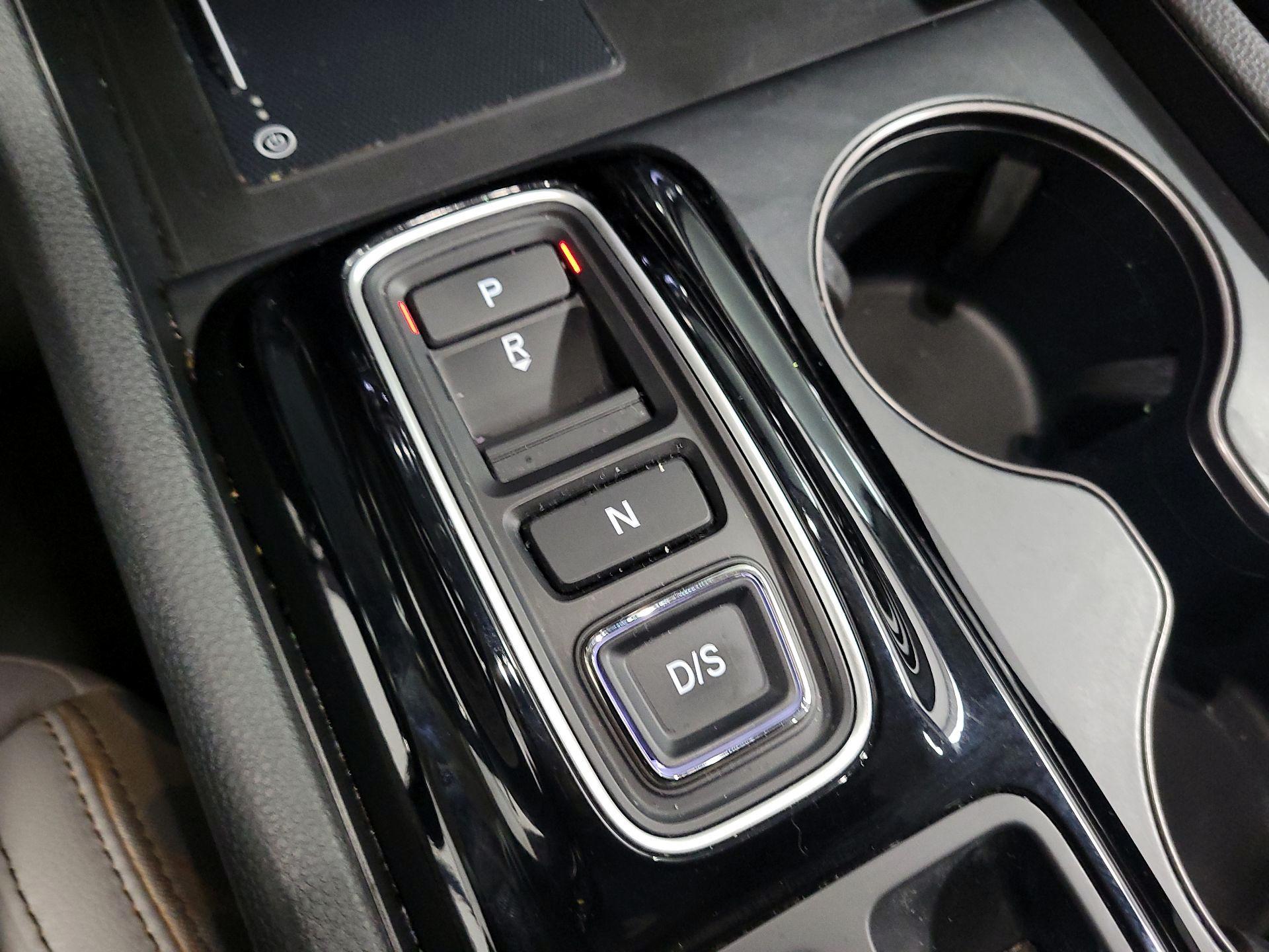 Thumbnail: 2023 Honda Pilot - 17