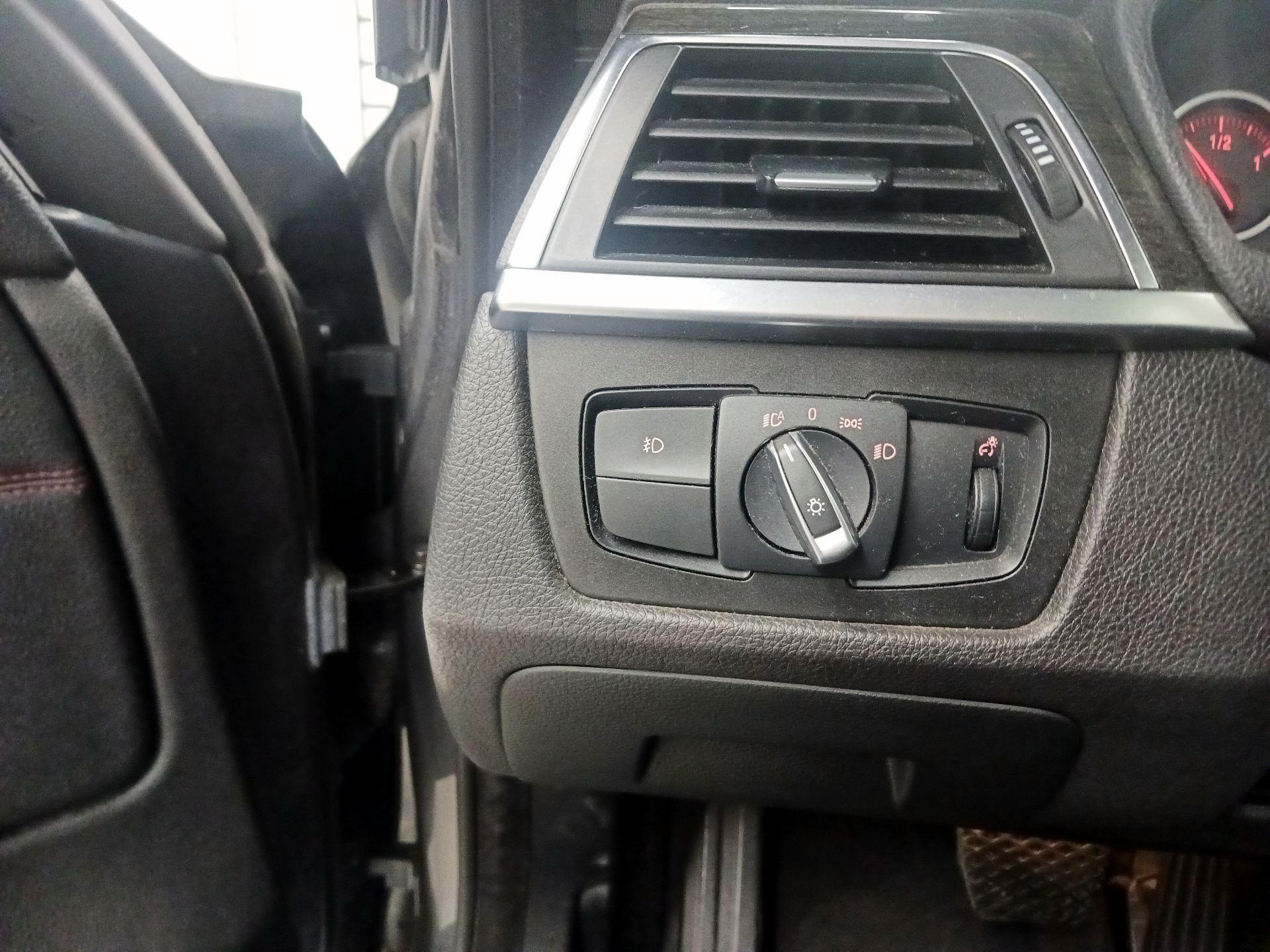 Thumbnail: 2018 BMW 4 Series - 11