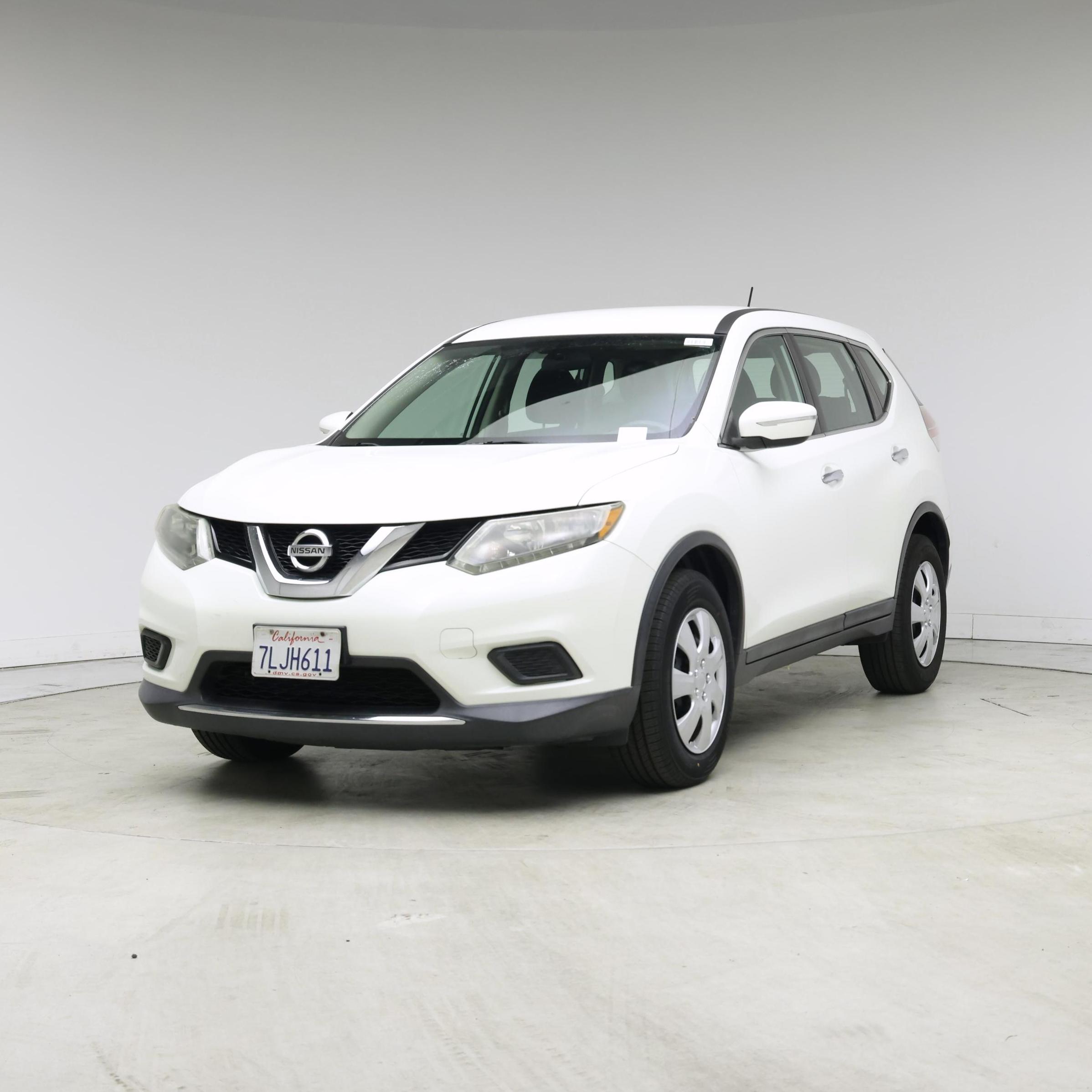 Thumbnail: 2015 Nissan Rogue - 4