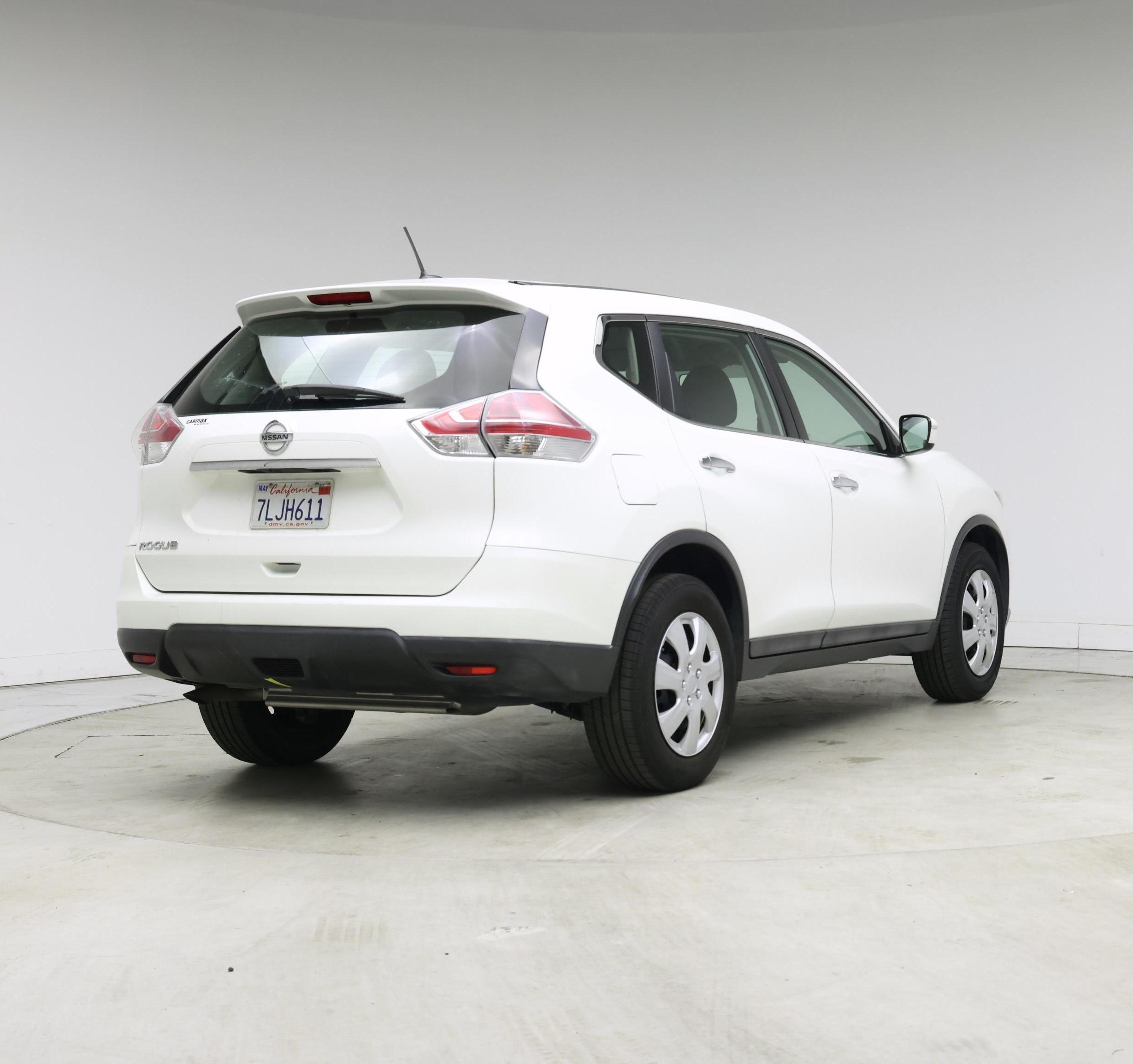 Thumbnail: 2015 Nissan Rogue - 8