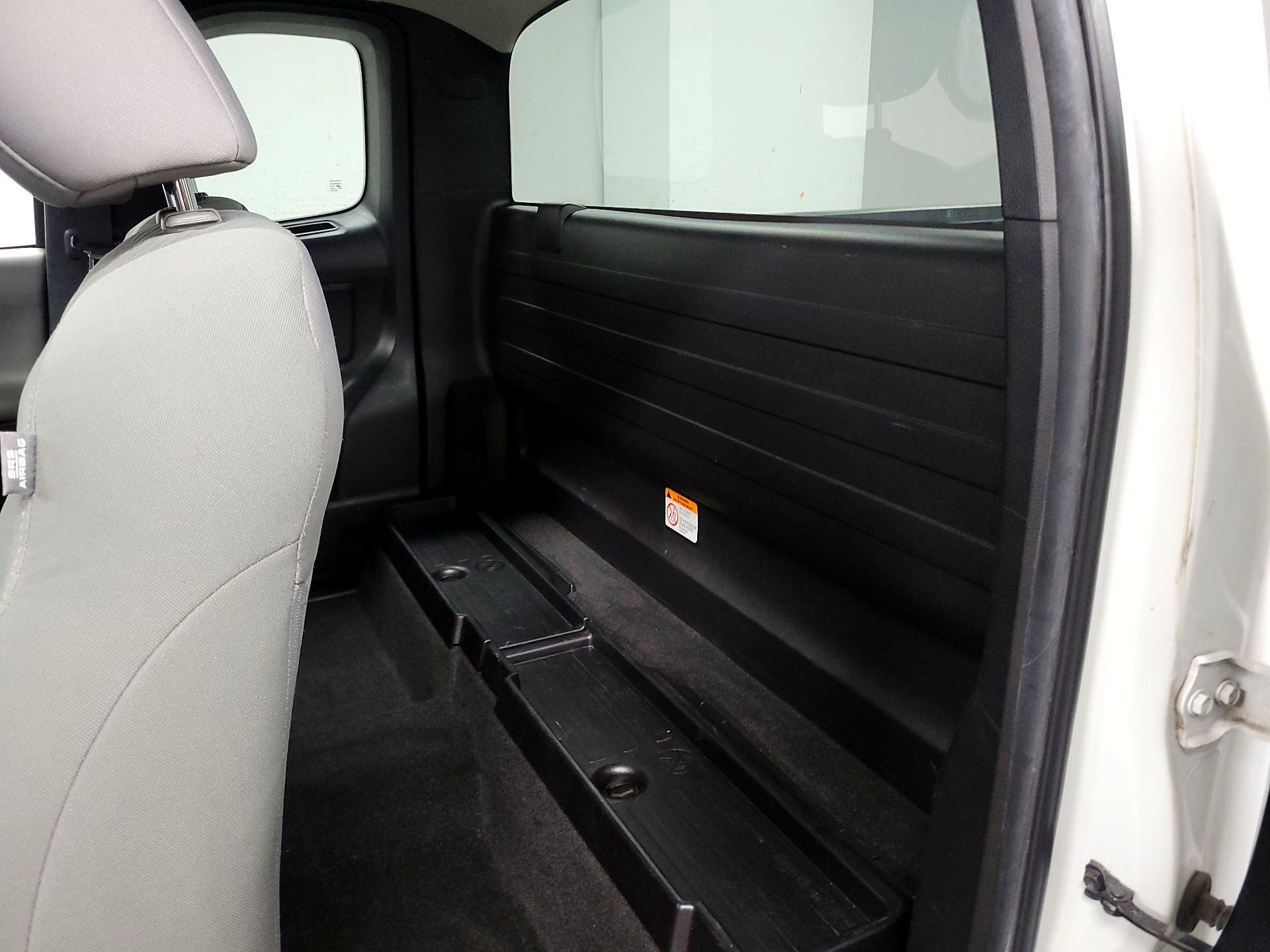 Thumbnail: 2022 Toyota Tacoma - 17