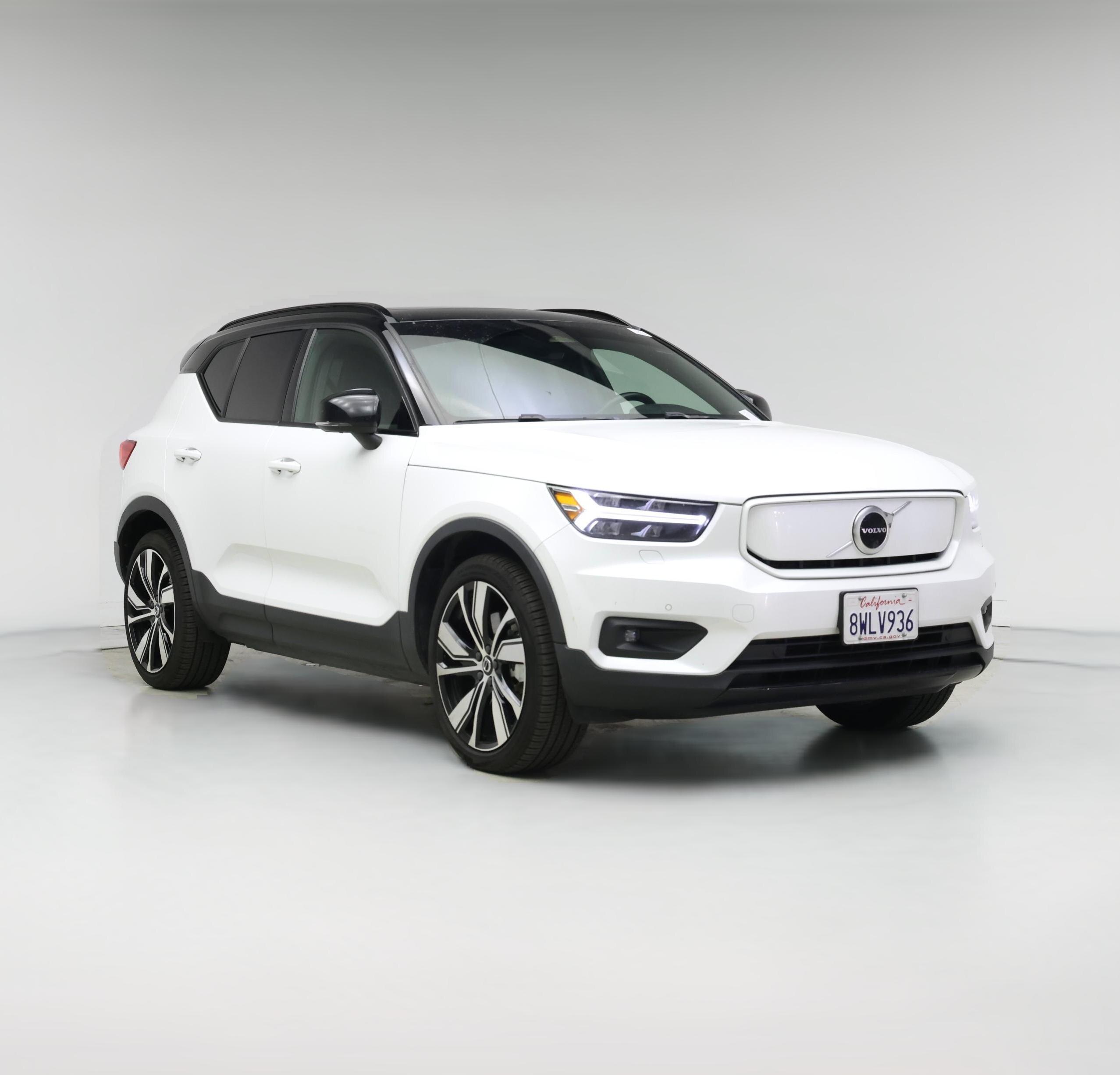 Thumbnail: 2021 Volvo XC40 - 1