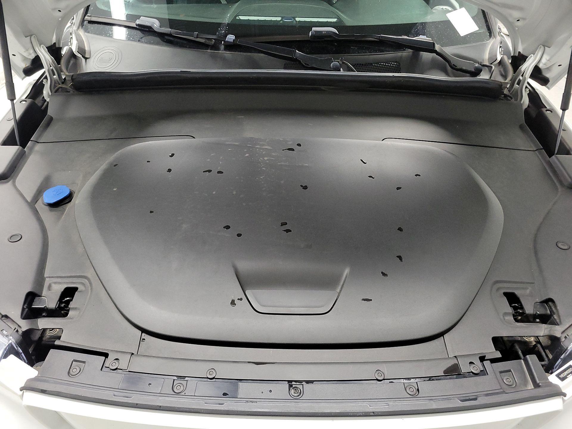 Thumbnail: 2021 Volvo XC40 - 18