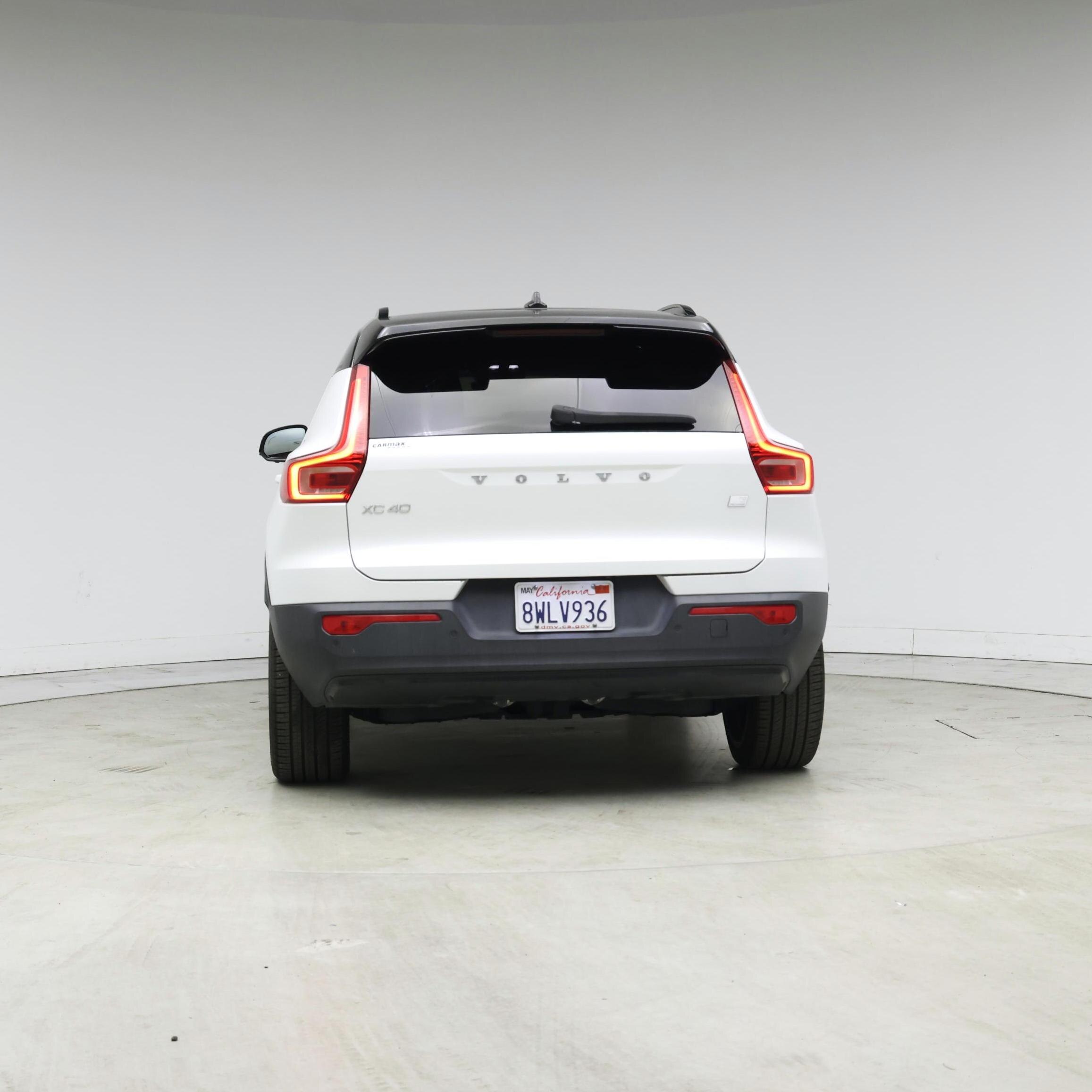 Thumbnail: 2021 Volvo XC40 - 6