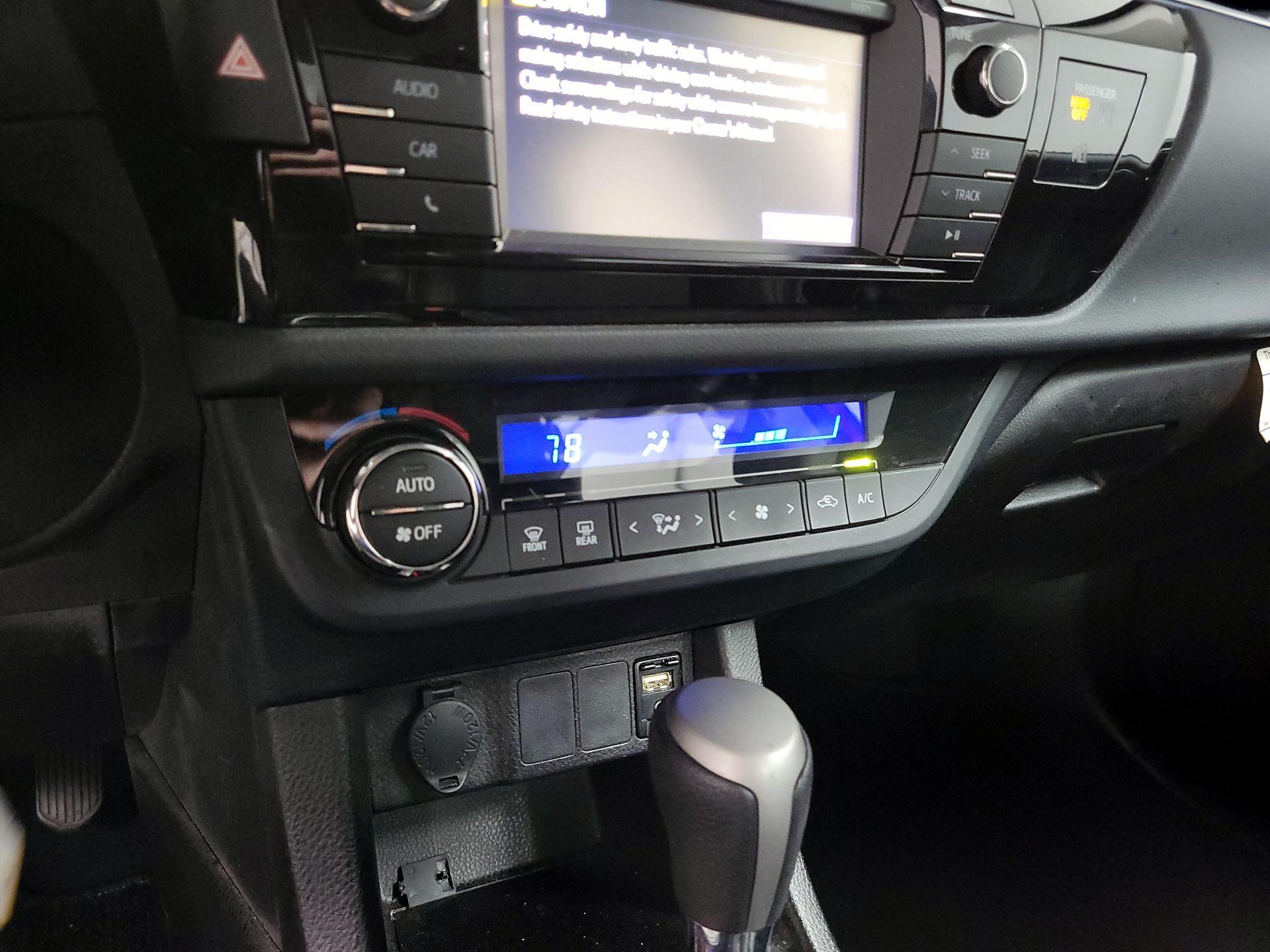 Thumbnail: 2016 Toyota Corolla - 14