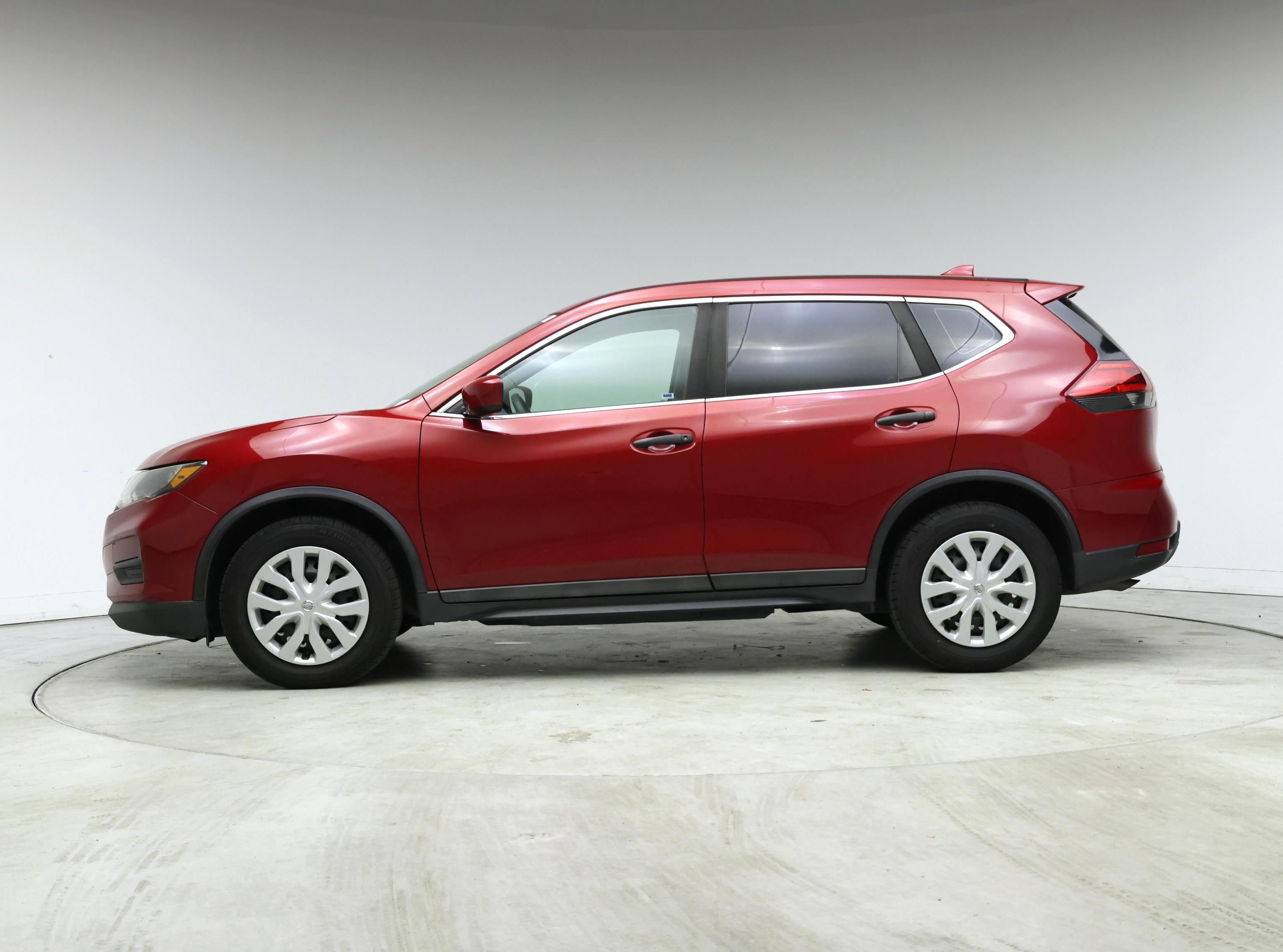 Thumbnail: 2017 Nissan Rogue - 3