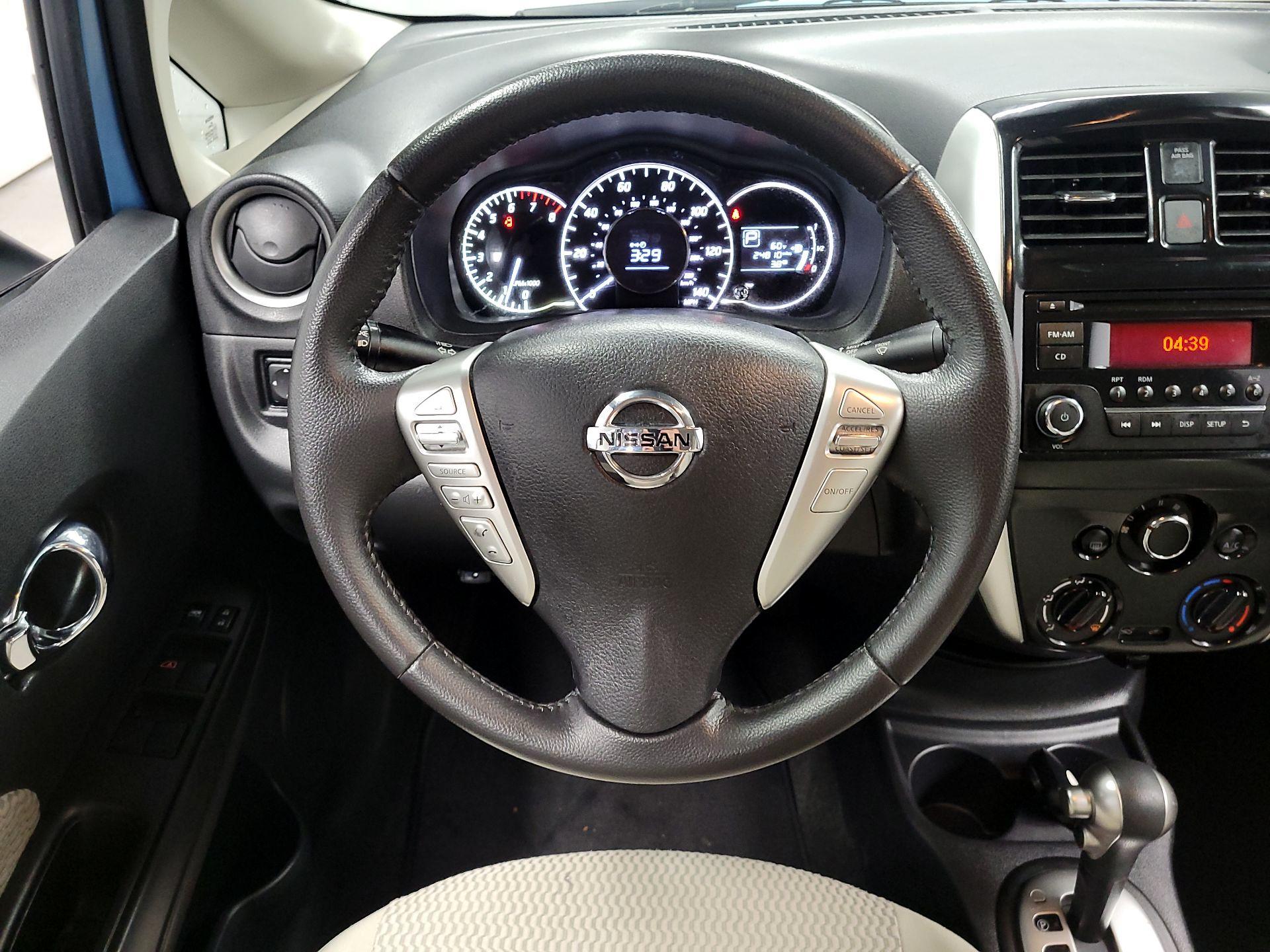 Thumbnail: 2015 Nissan Versa Note - 10
