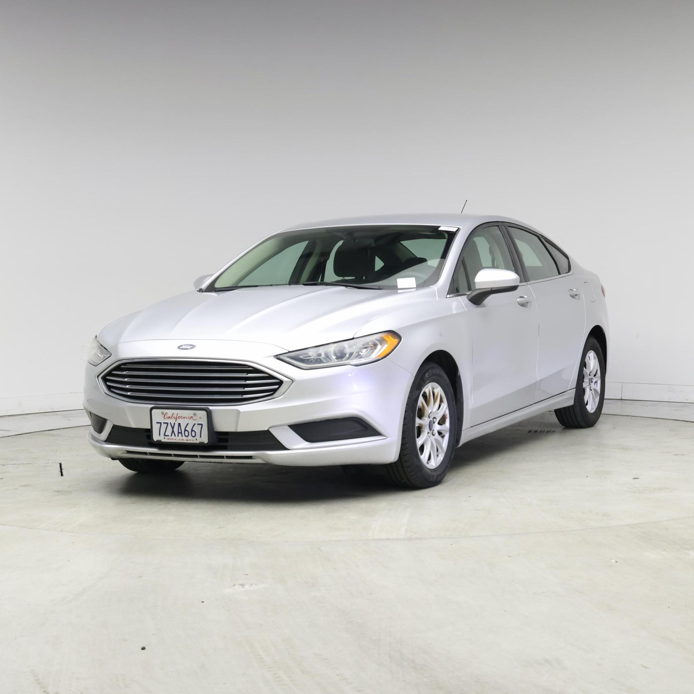 Thumbnail: 2017 Ford Fusion - 4
