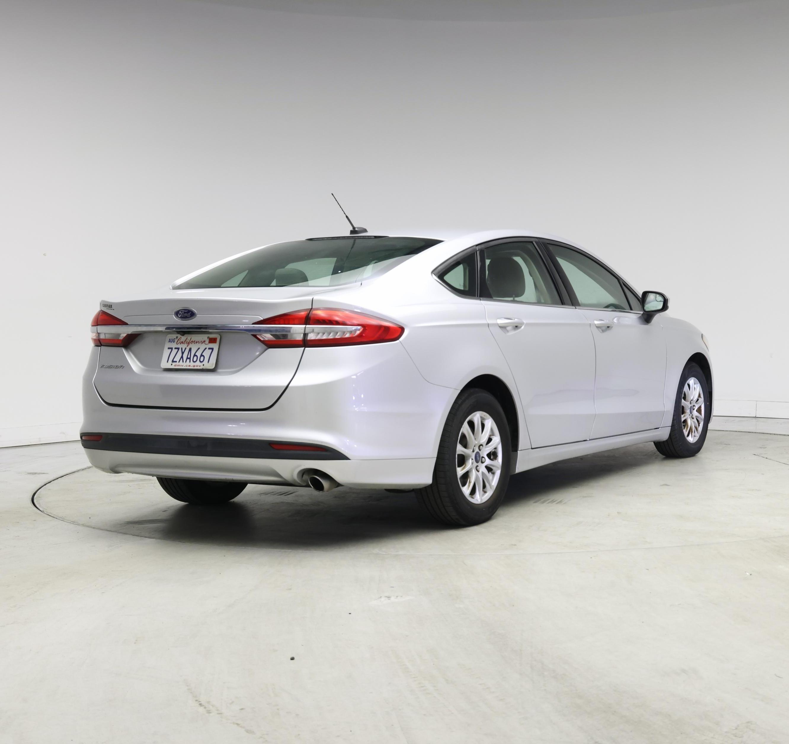Thumbnail: 2017 Ford Fusion - 8