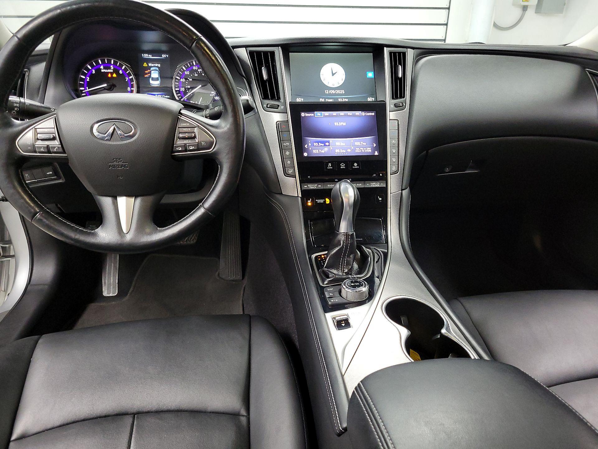 Thumbnail: 2014 INFINITI Q50 - 9