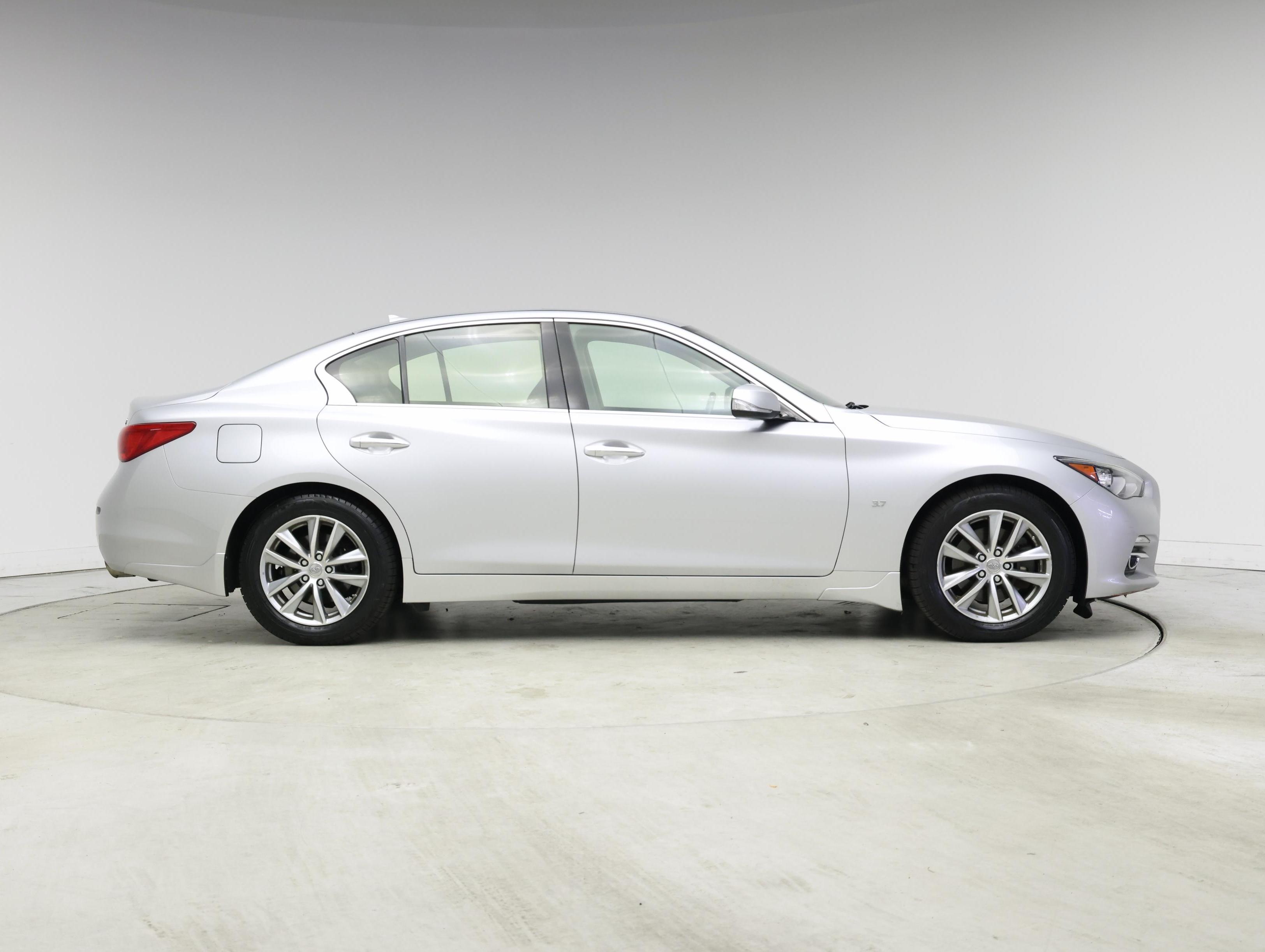 Thumbnail: 2014 INFINITI Q50 - 7