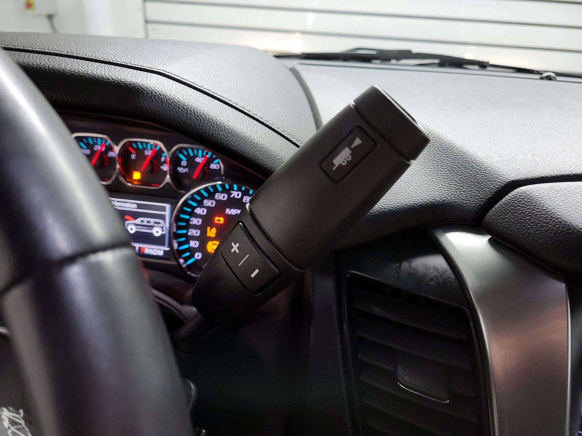 Thumbnail: 2015 Chevrolet Tahoe - 15