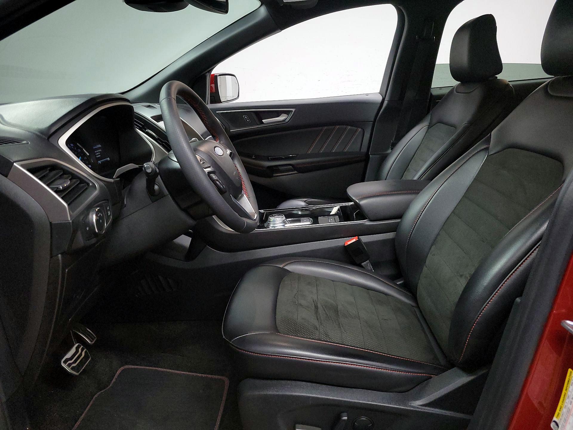 Thumbnail: 2020 Ford Edge - 11