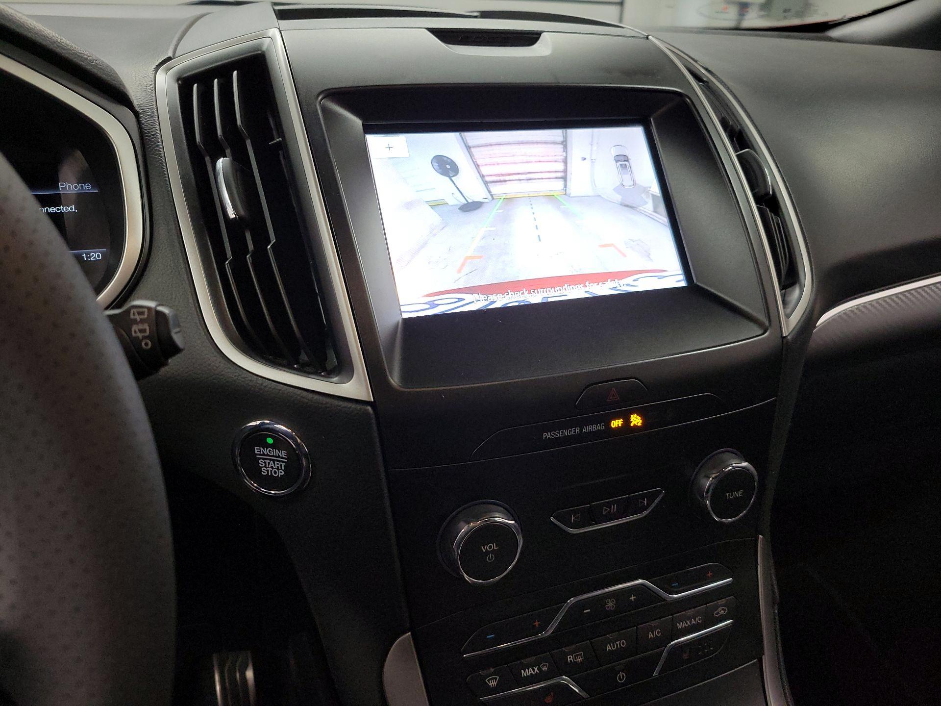 Thumbnail: 2020 Ford Edge - 14