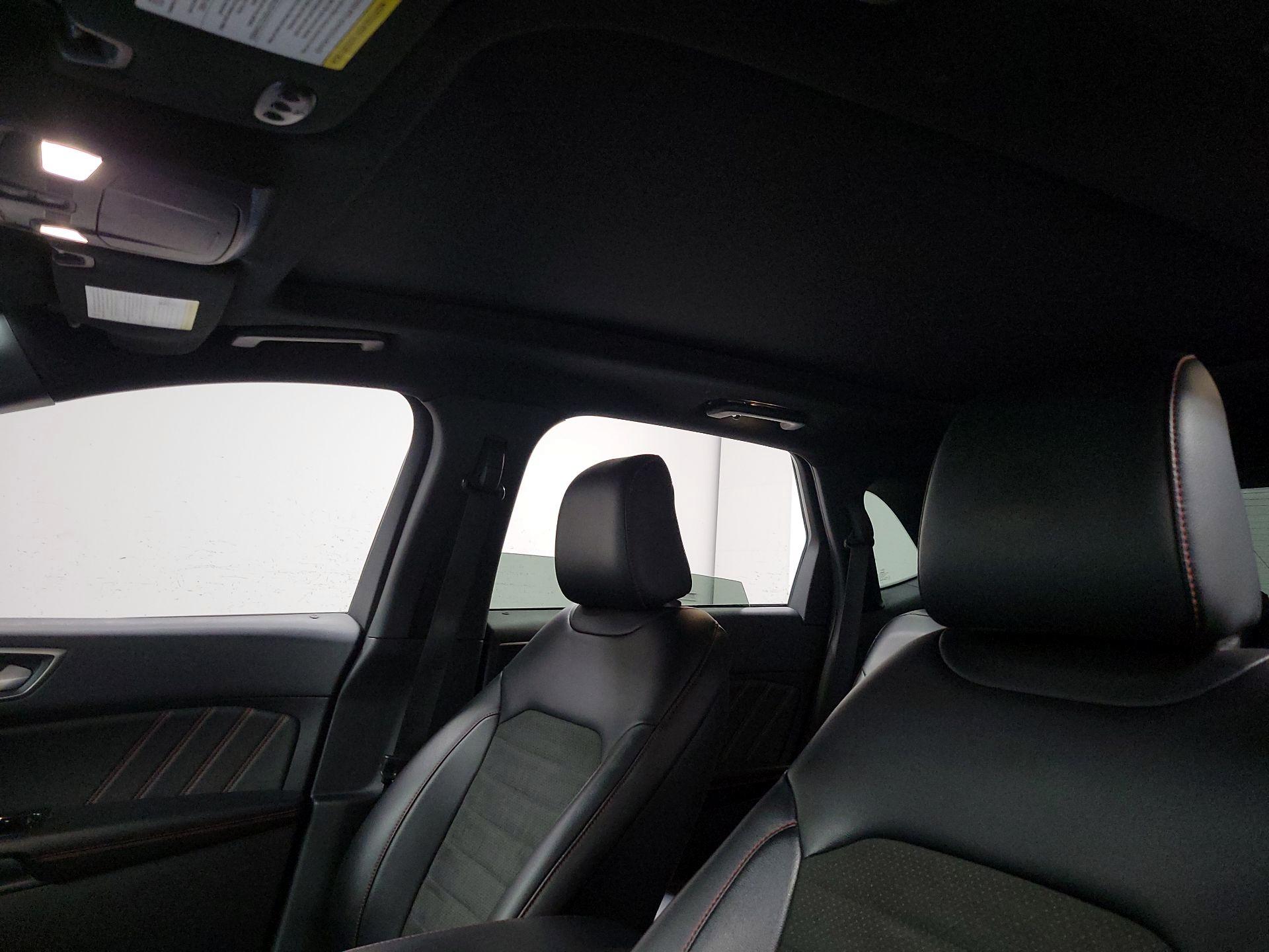 Thumbnail: 2020 Ford Edge - 18