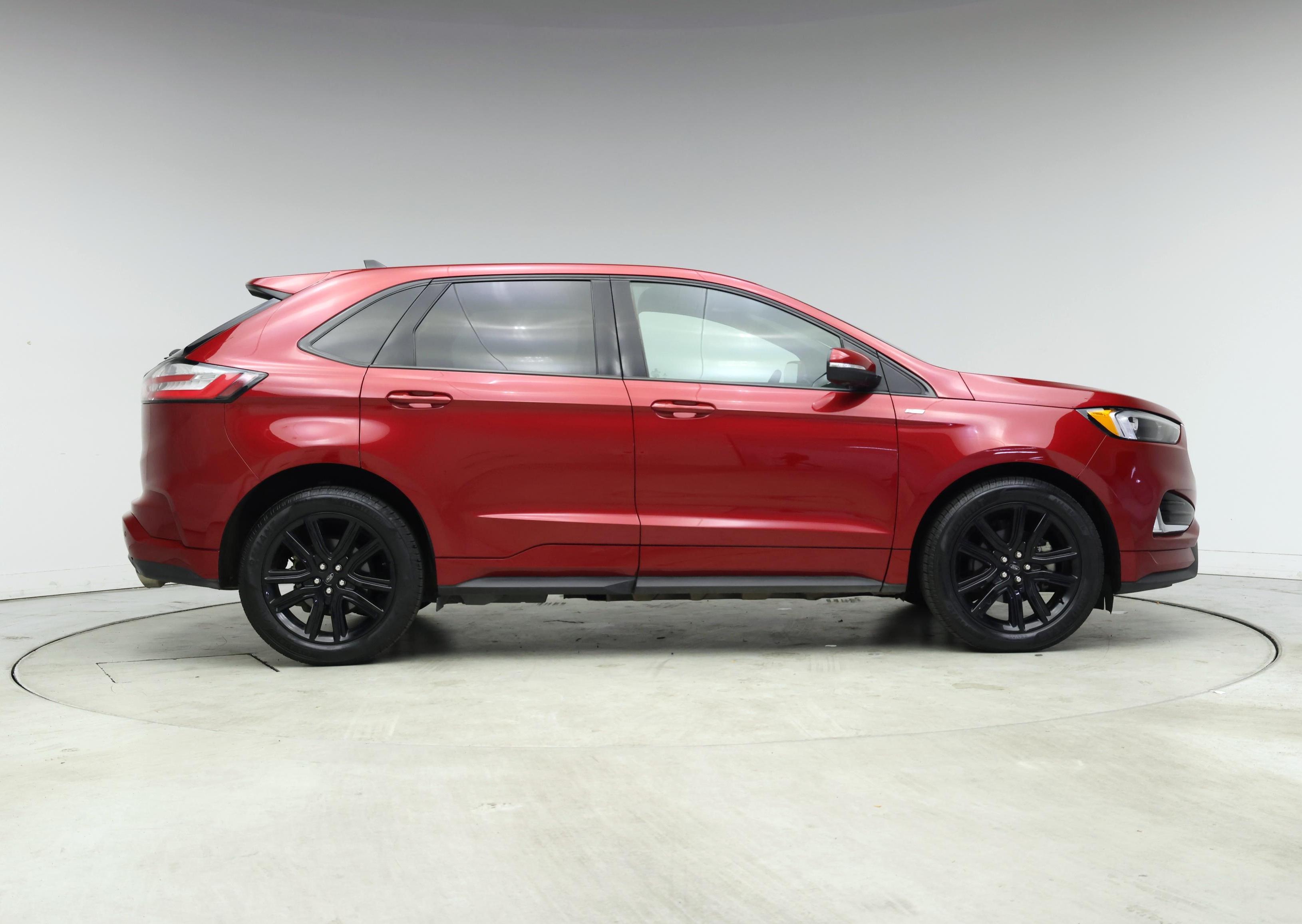 Thumbnail: 2020 Ford Edge - 7