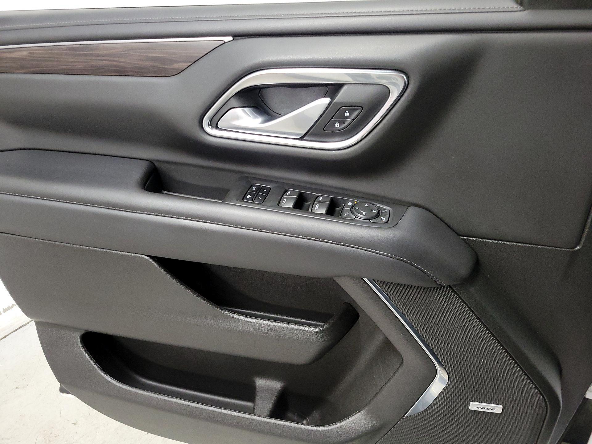 Thumbnail: 2022 Chevrolet Tahoe - 12