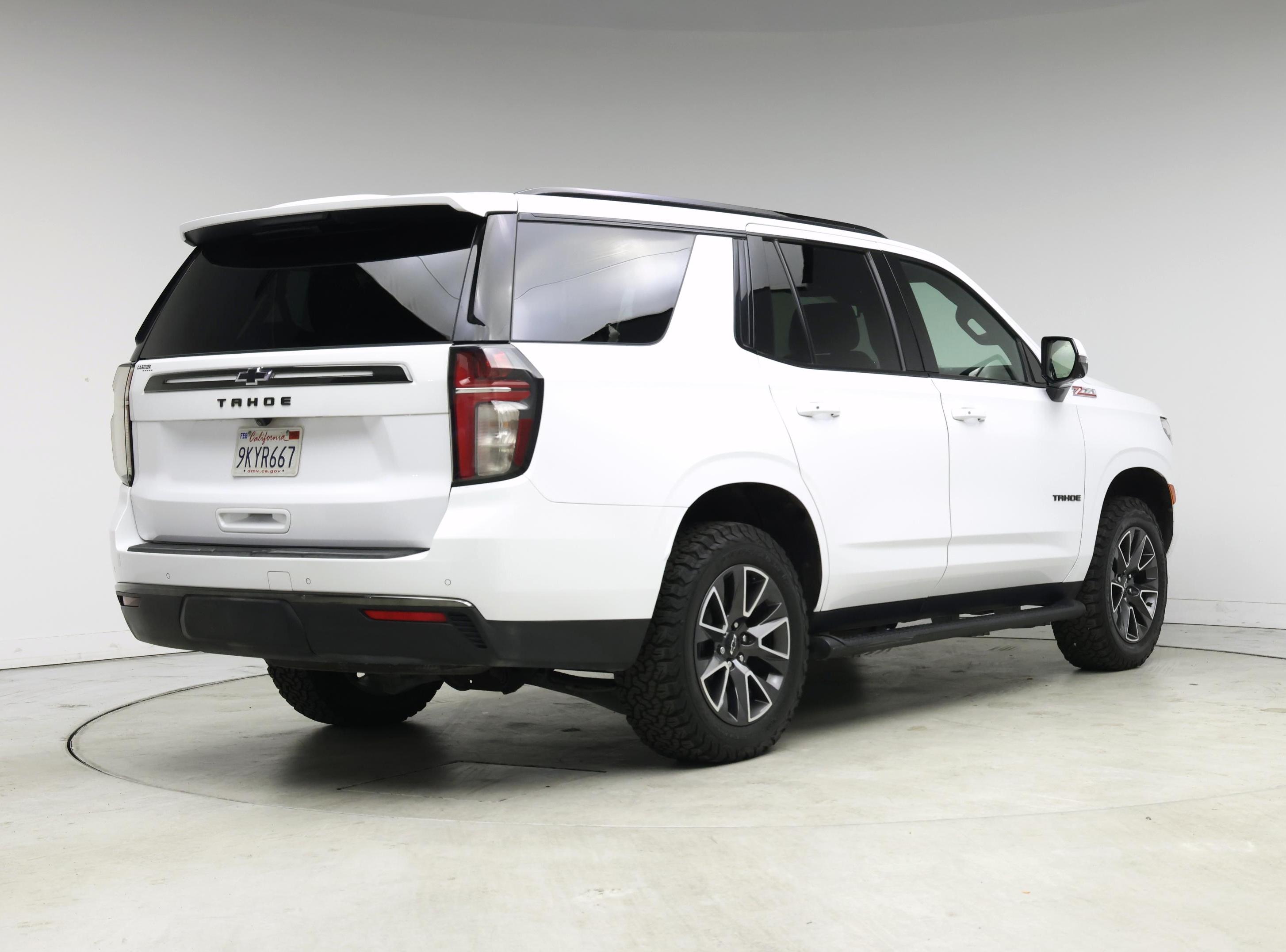 Thumbnail: 2022 Chevrolet Tahoe - 8