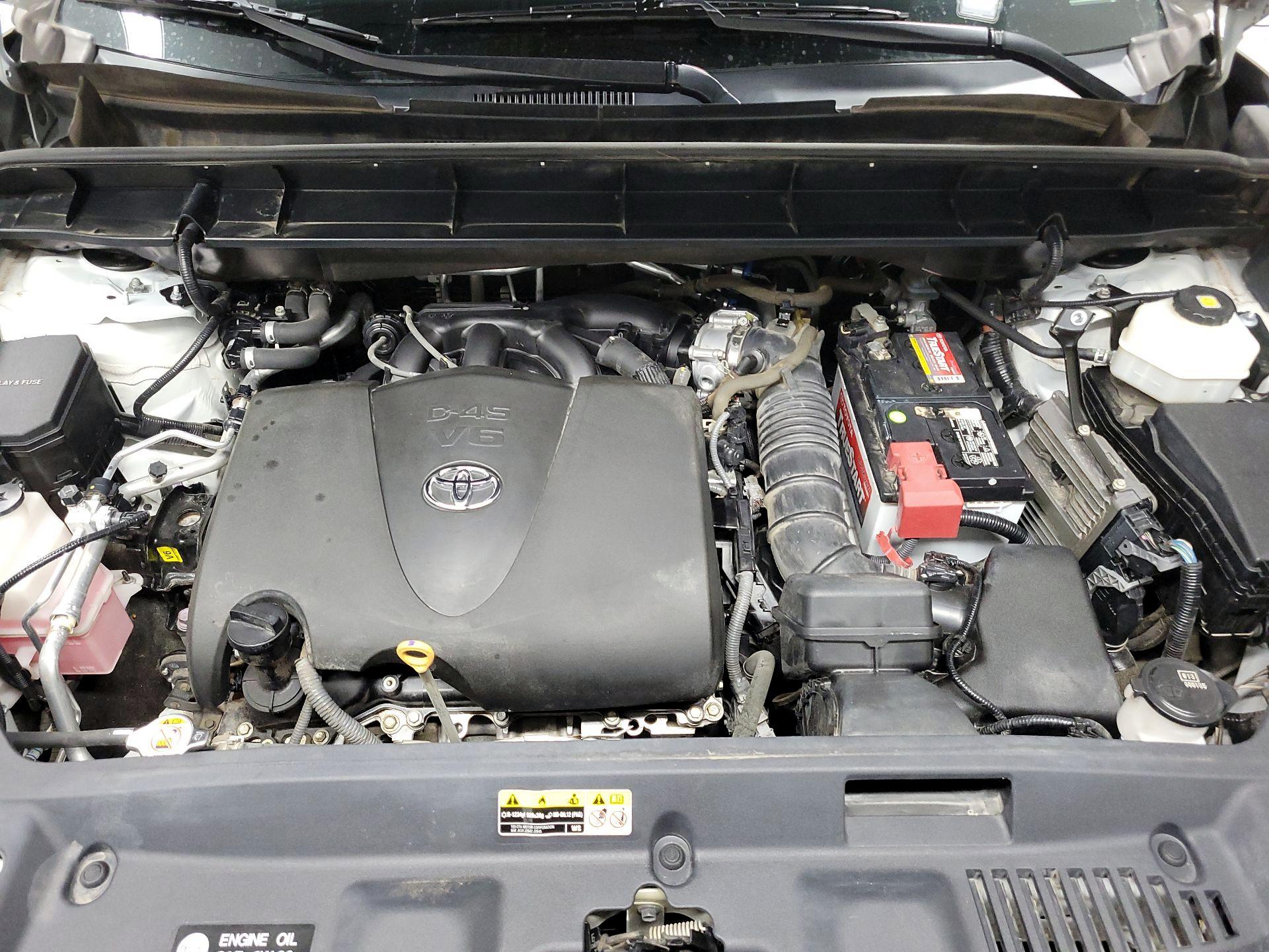 Thumbnail: 2021 Toyota Highlander - 18