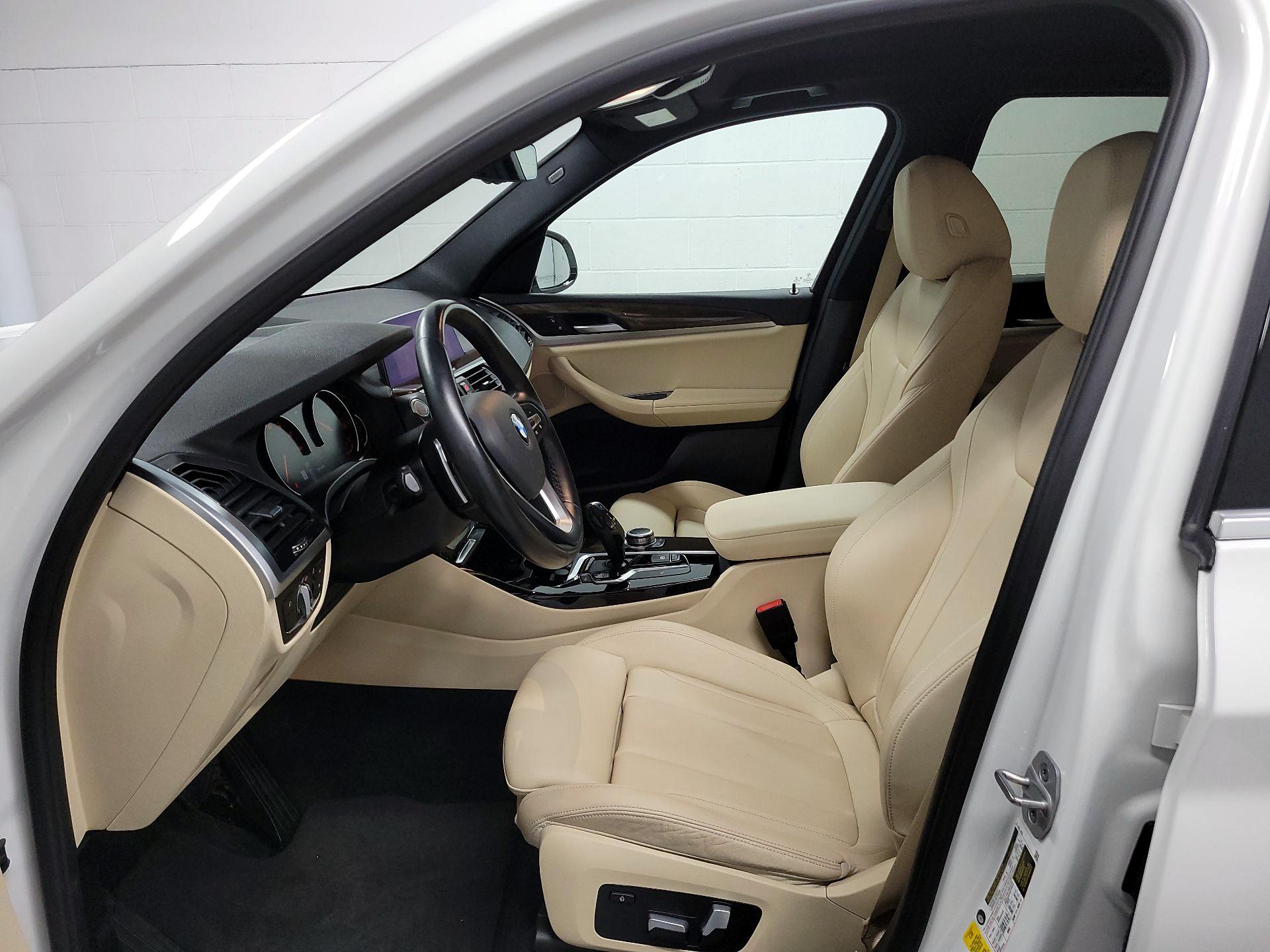 Thumbnail: 2021 BMW X3 - 11