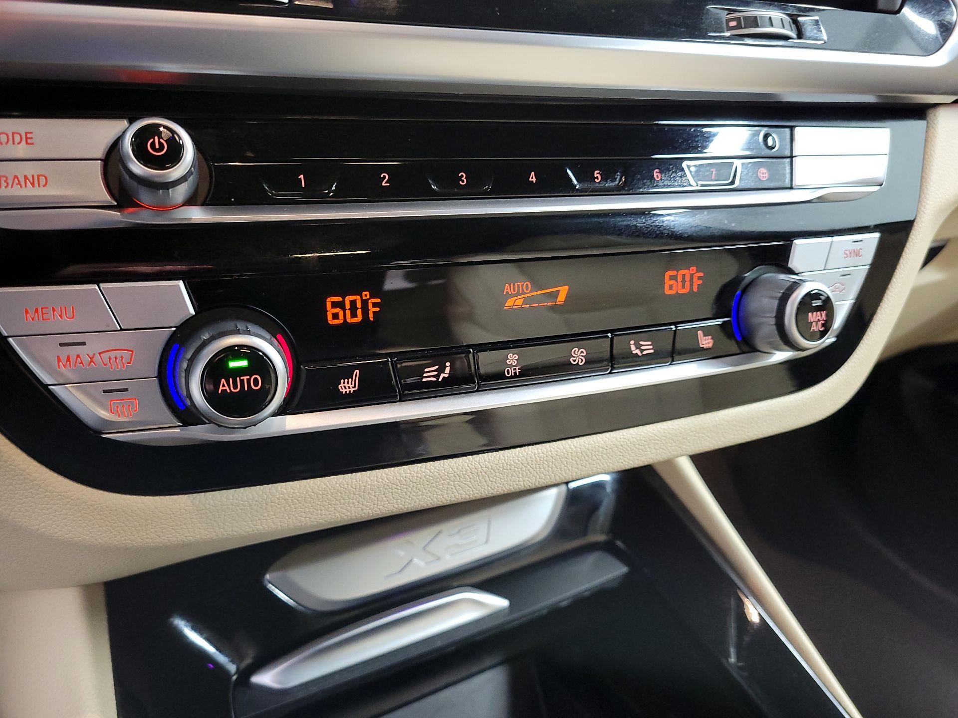 Thumbnail: 2021 BMW X3 - 14