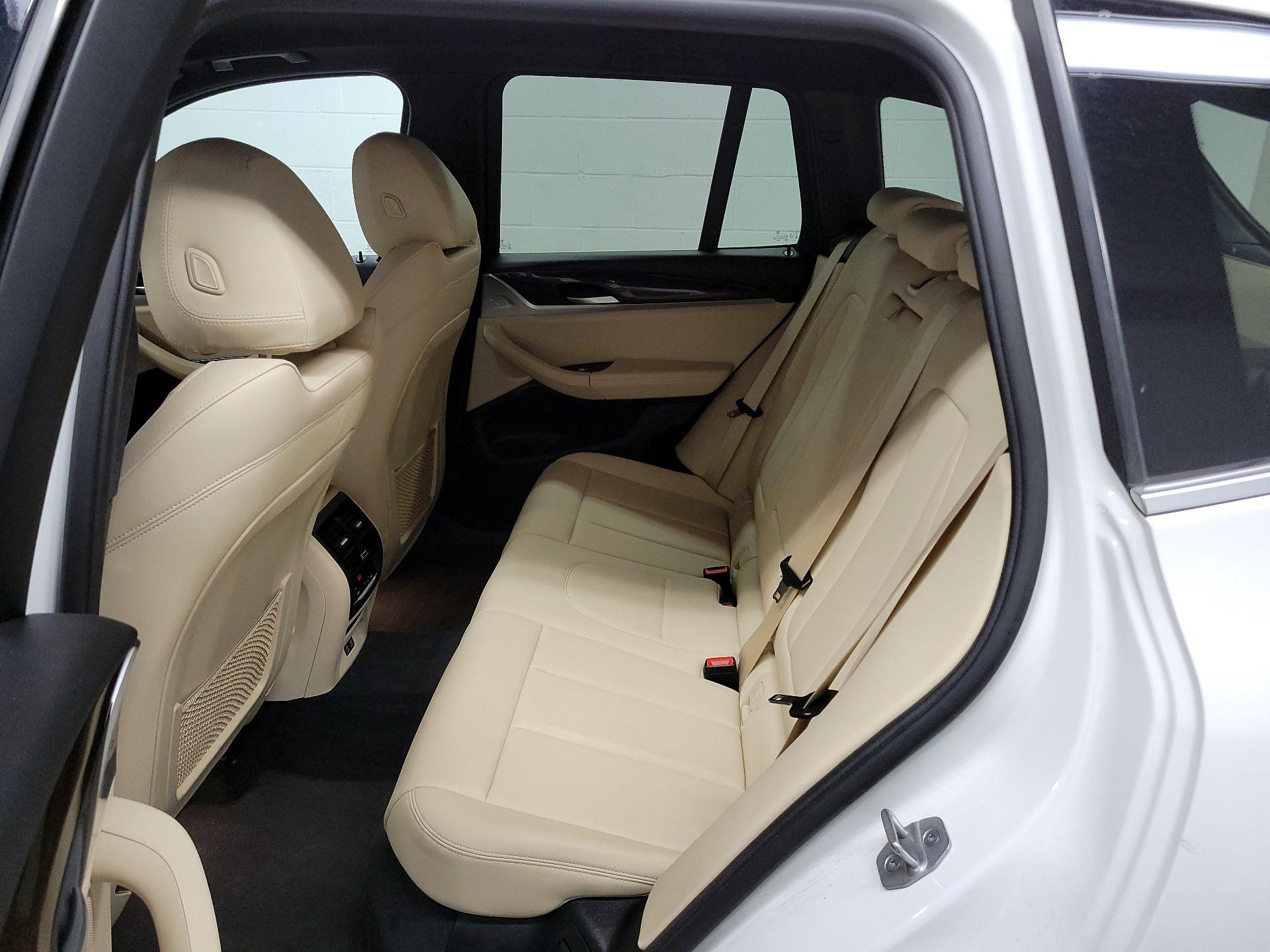 Thumbnail: 2021 BMW X3 - 16