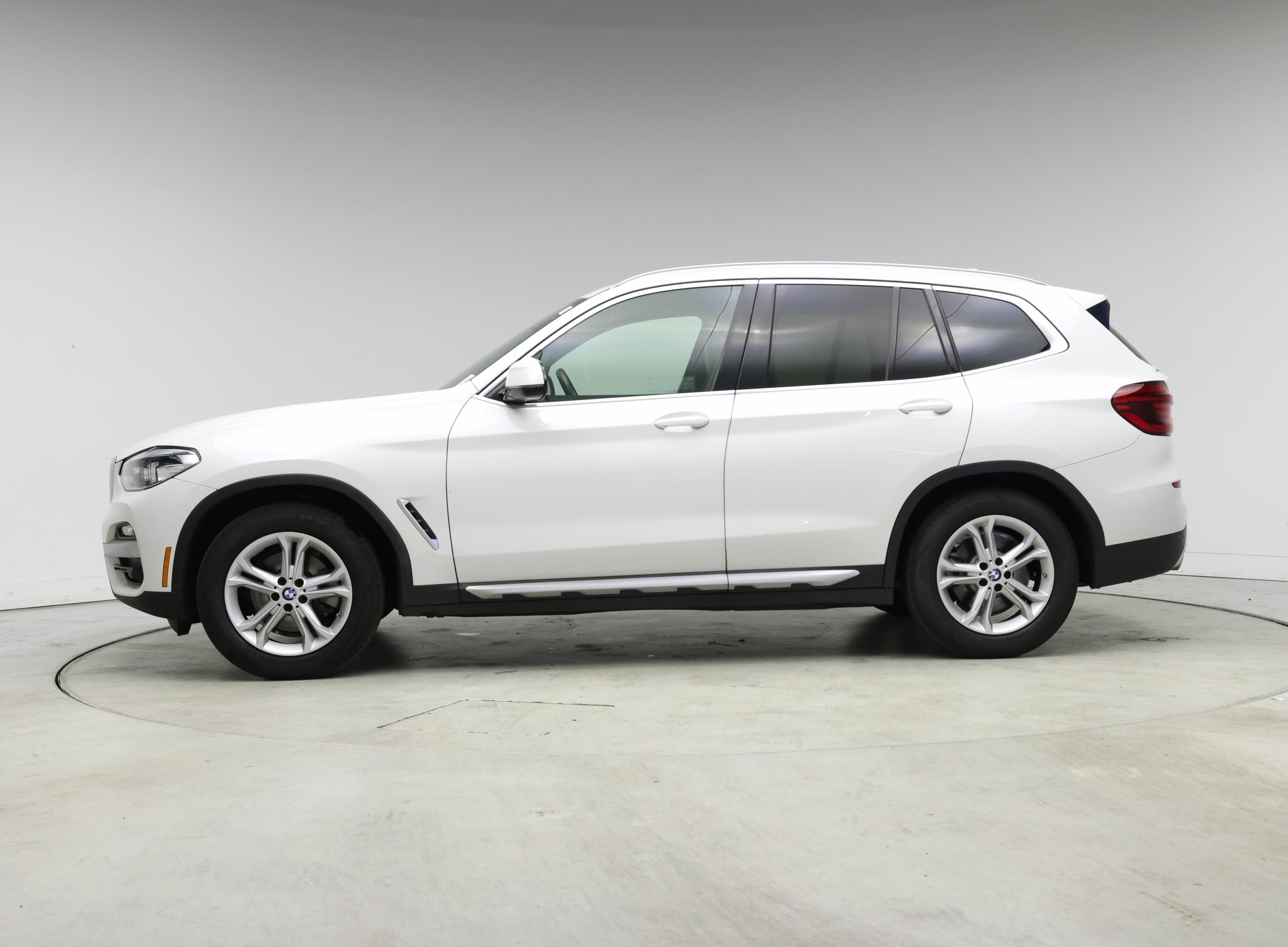 Thumbnail: 2021 BMW X3 - 3