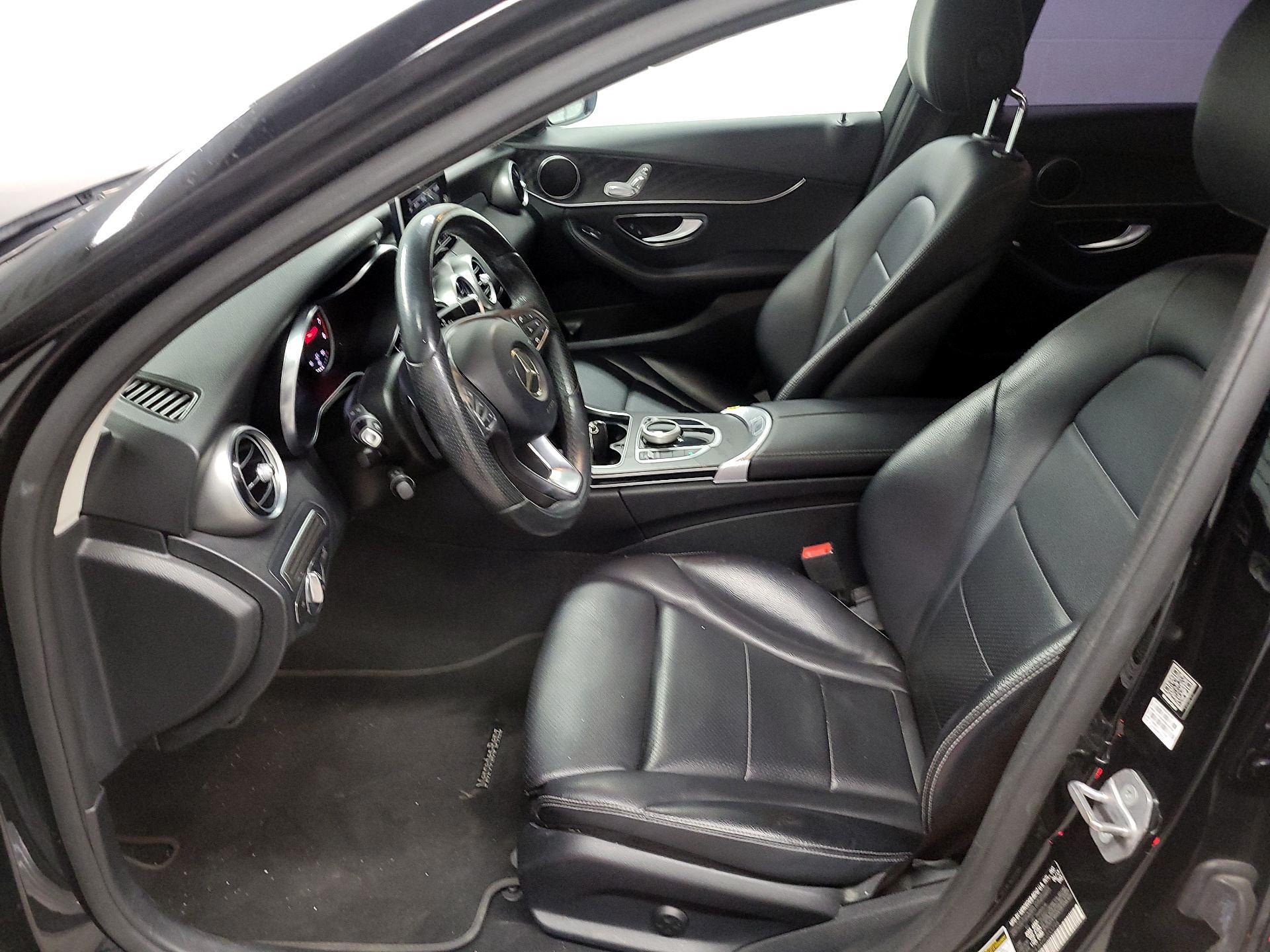 Thumbnail: 2017 Mercedes-Benz C-Class - 9