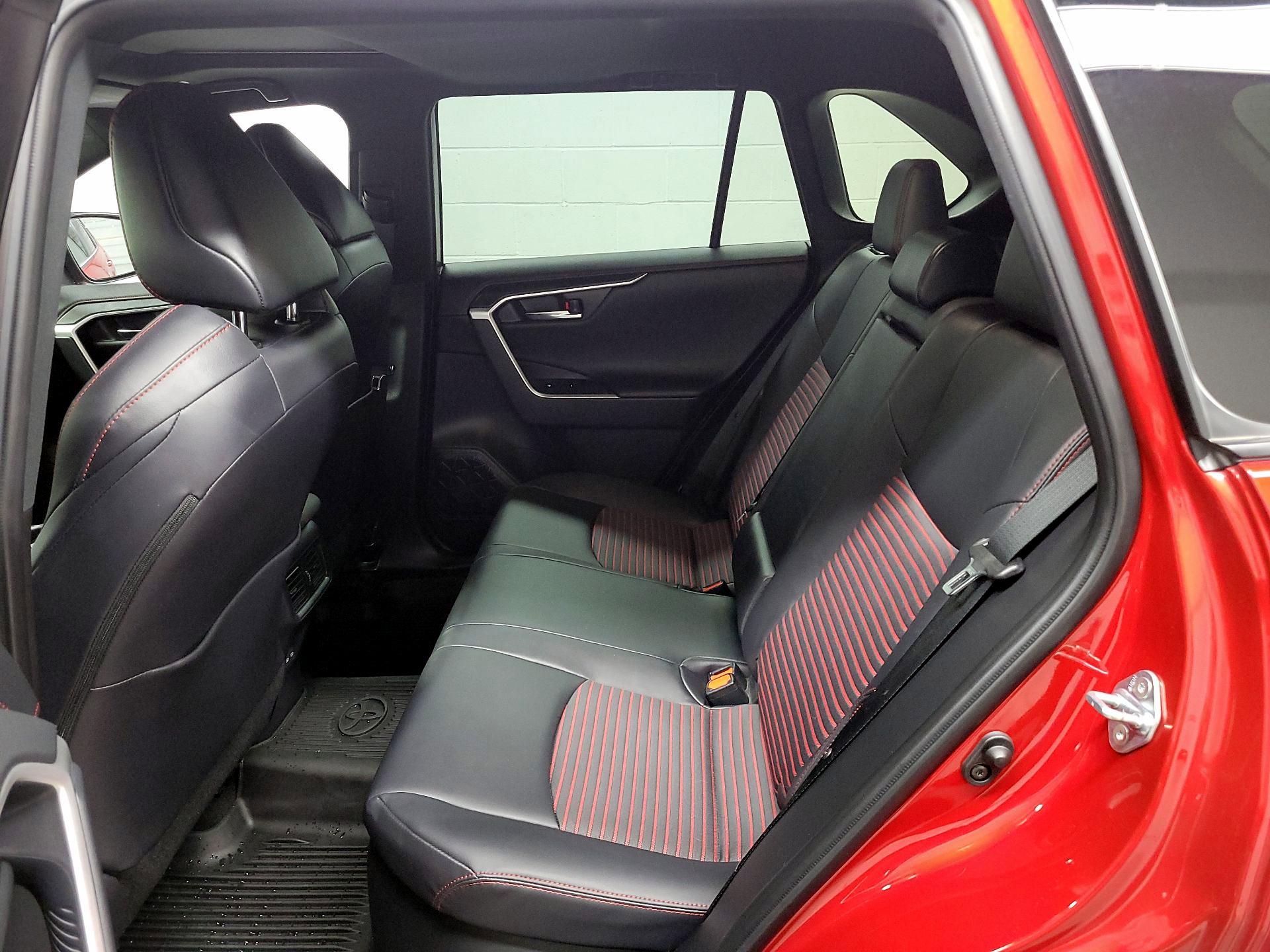 Thumbnail: 2024 Toyota RAV4 - 16