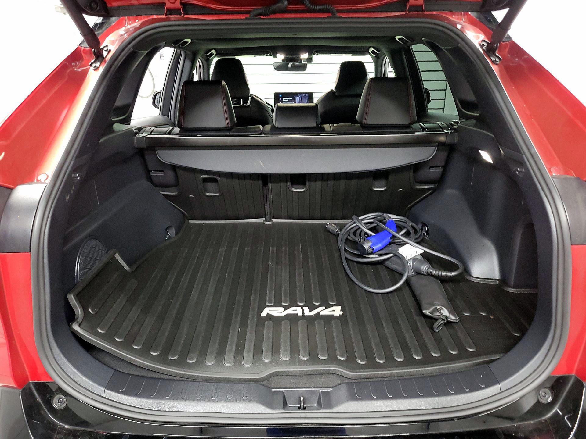 Thumbnail: 2024 Toyota RAV4 - 17