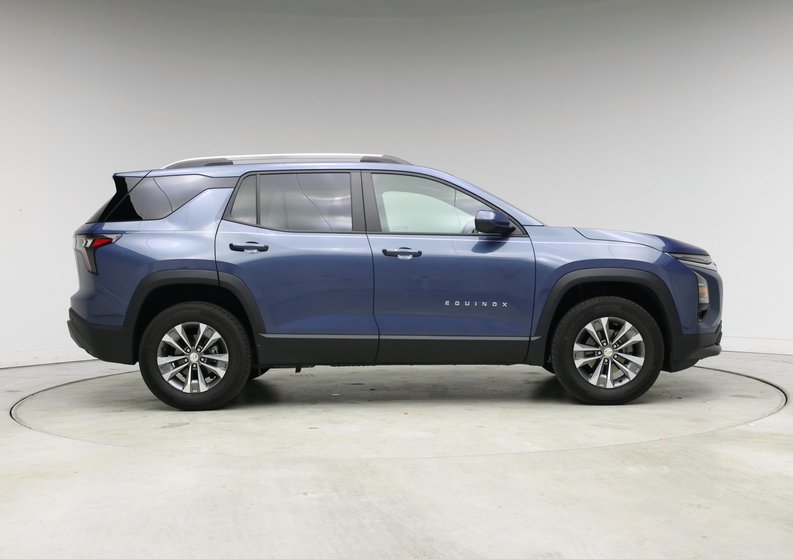 Thumbnail: 2025 Chevrolet Equinox - 7