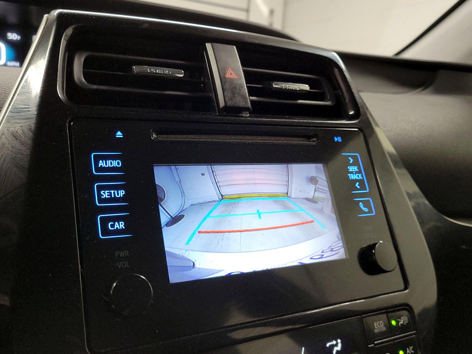 Thumbnail: 2018 Toyota Prius - 14