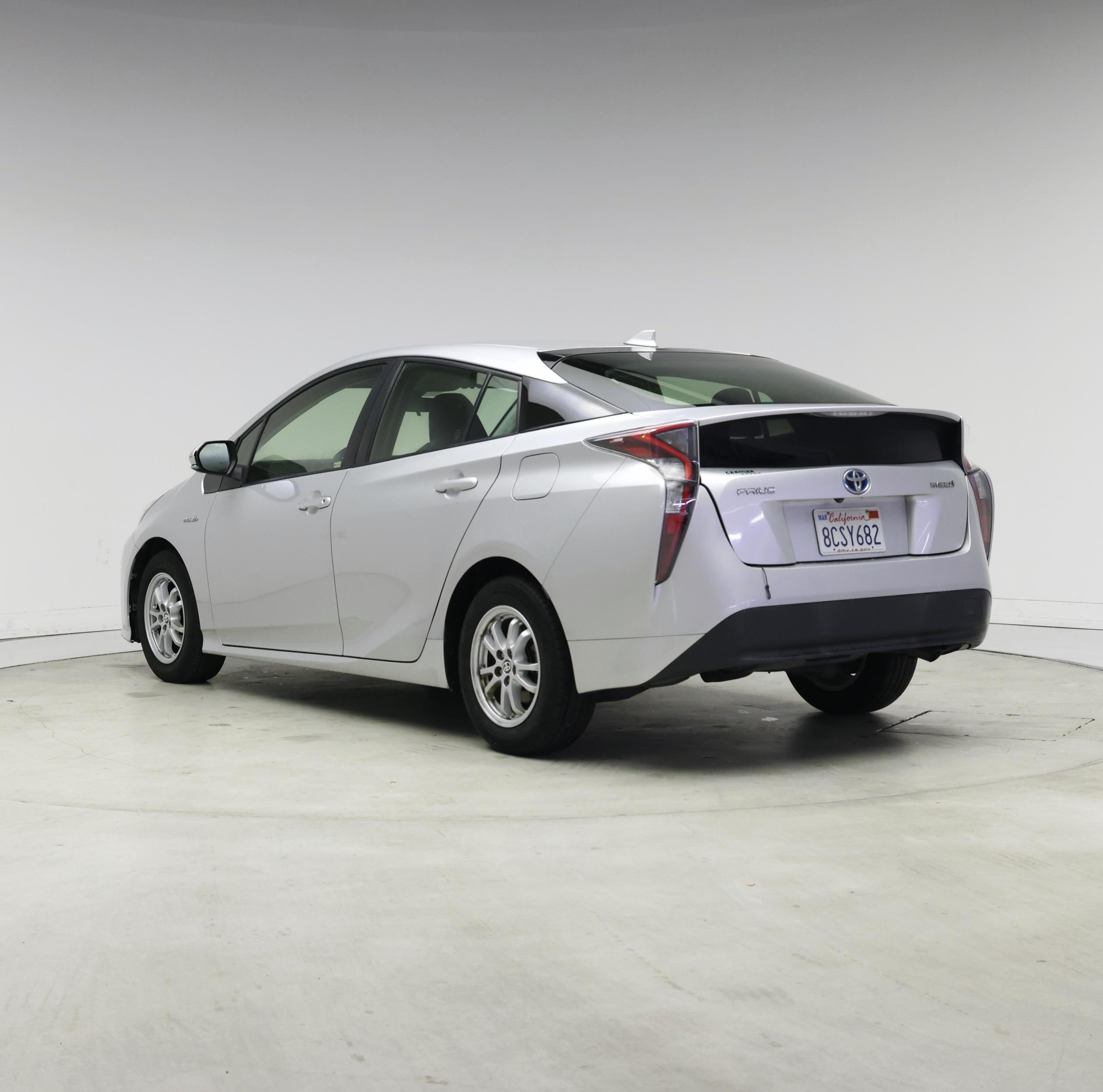Thumbnail: 2018 Toyota Prius - 2