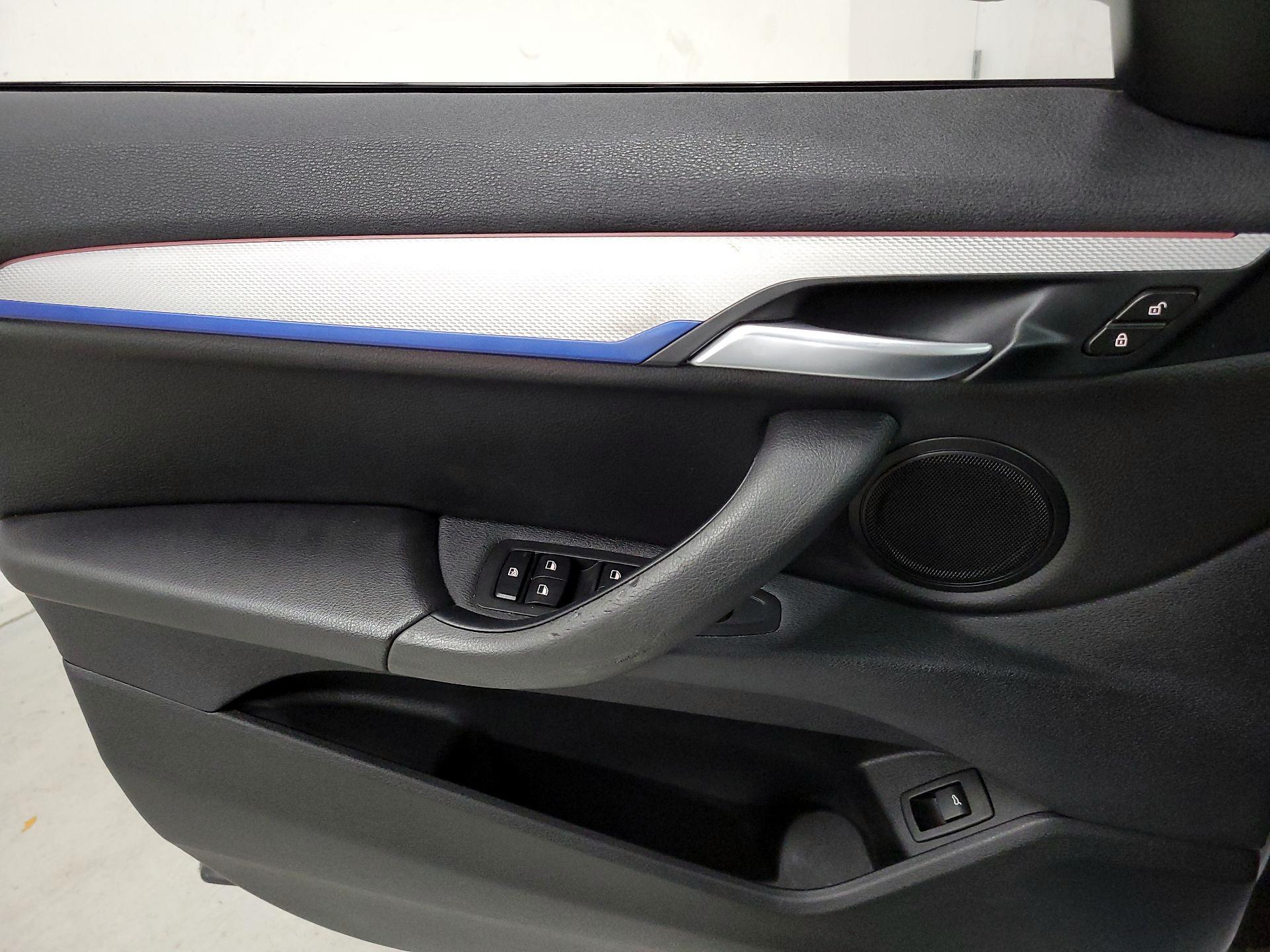 Thumbnail: 2018 BMW X1 - 12