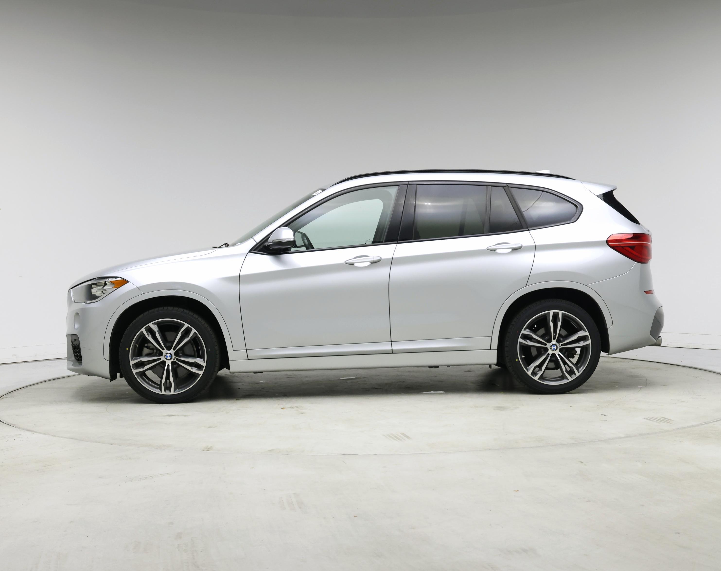 Thumbnail: 2018 BMW X1 - 3