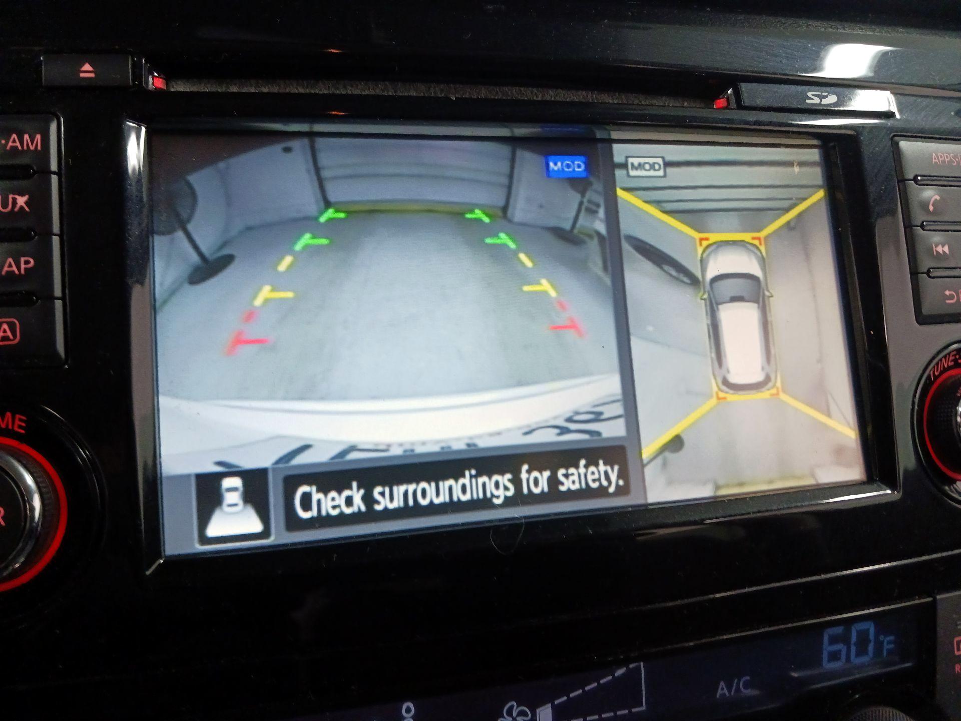 Thumbnail: 2015 Nissan Rogue - 11