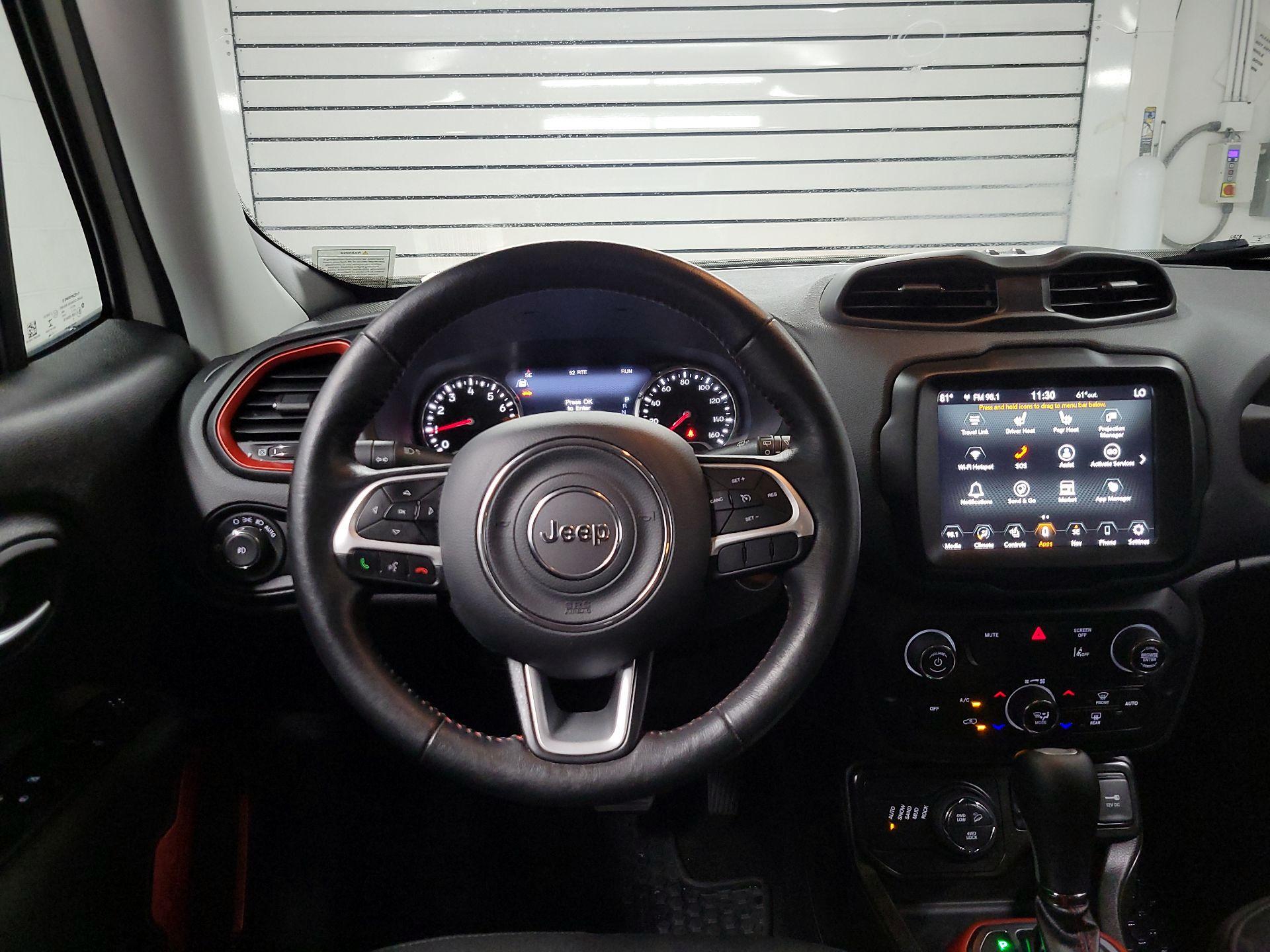 Thumbnail: 2021 Jeep Renegade - 10