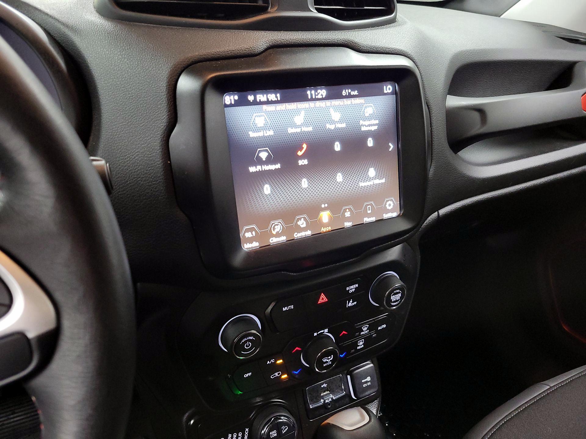 Thumbnail: 2021 Jeep Renegade - 15