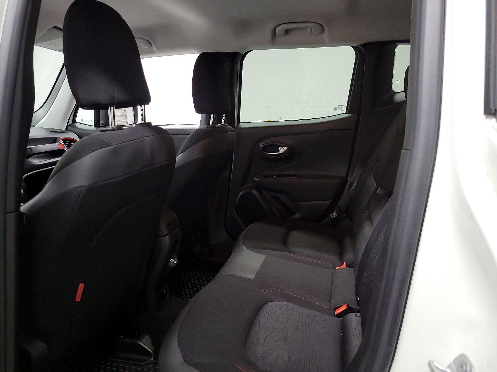 Thumbnail: 2021 Jeep Renegade - 18