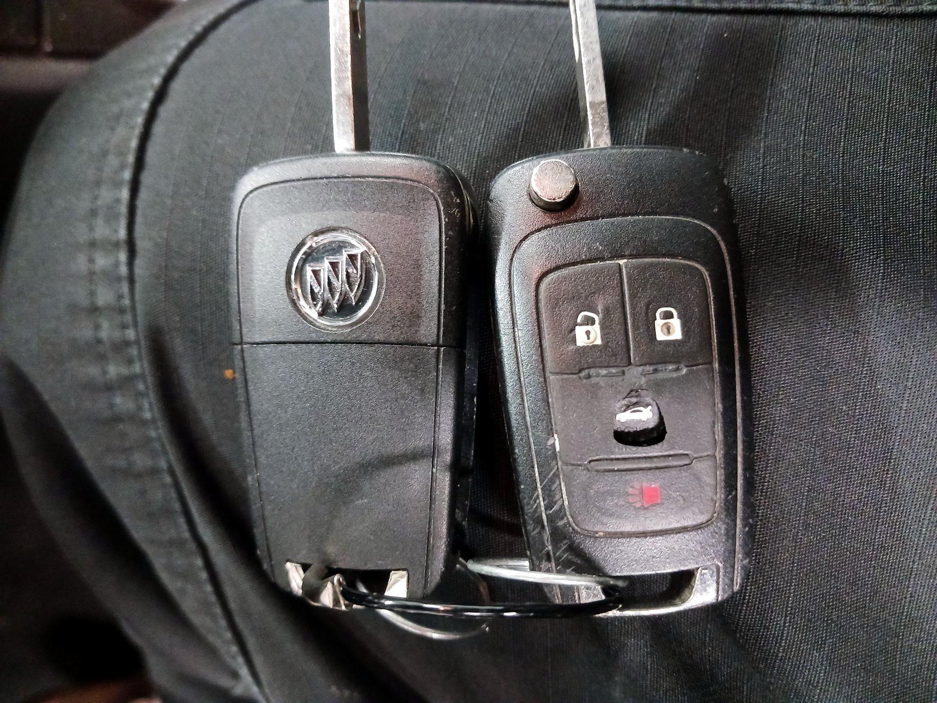 Thumbnail: 2016 Buick Regal - 16