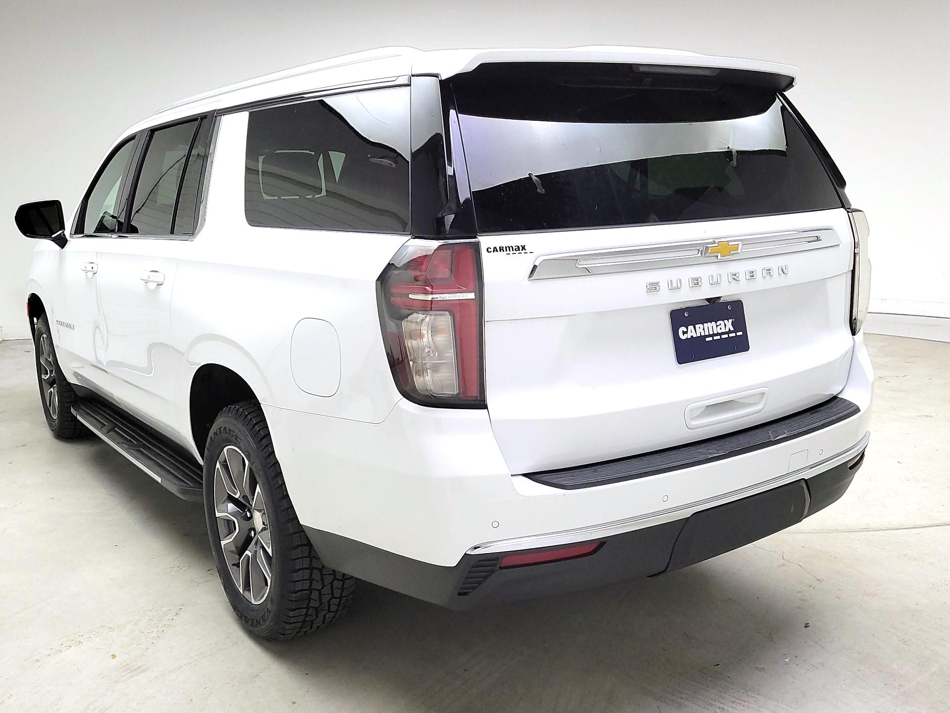 Thumbnail: 2023 Chevrolet Suburban - 7