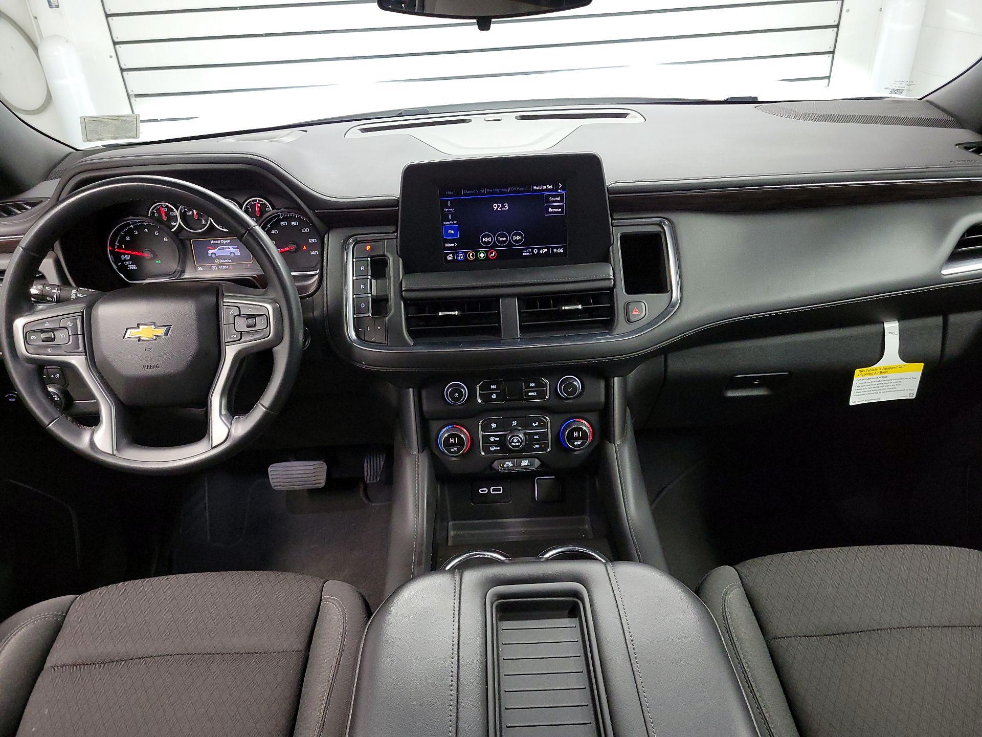 Thumbnail: 2023 Chevrolet Suburban - 8