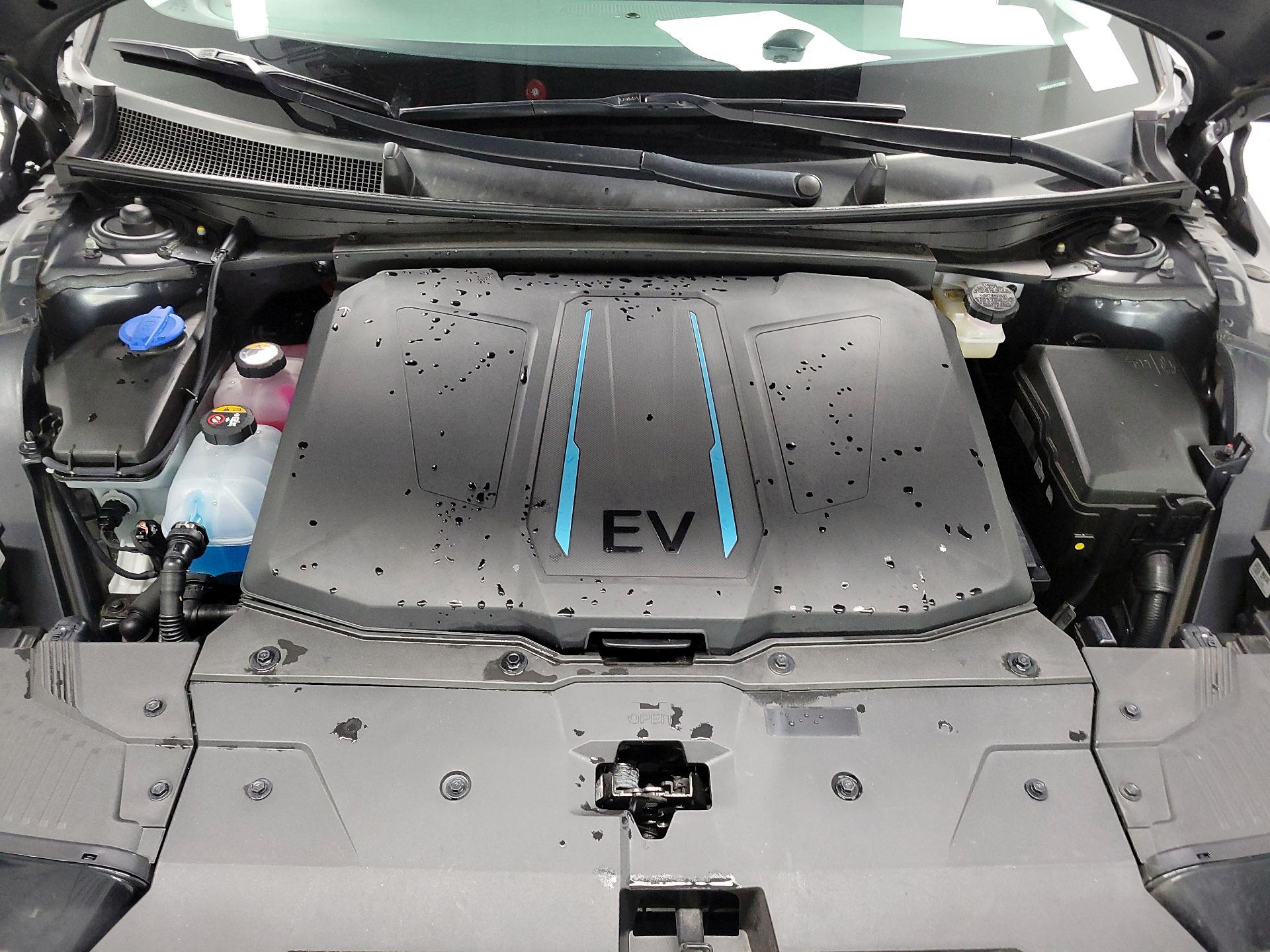 Thumbnail: 2023 Hyundai Ioniq 5 - 19