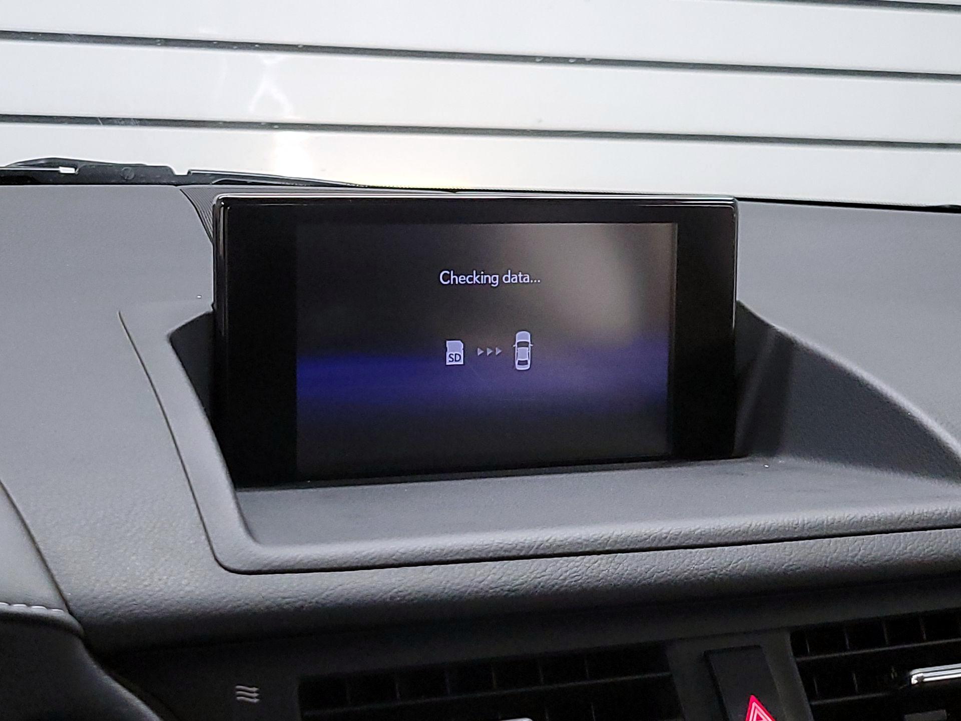 Thumbnail: 2014 Lexus CT - 12