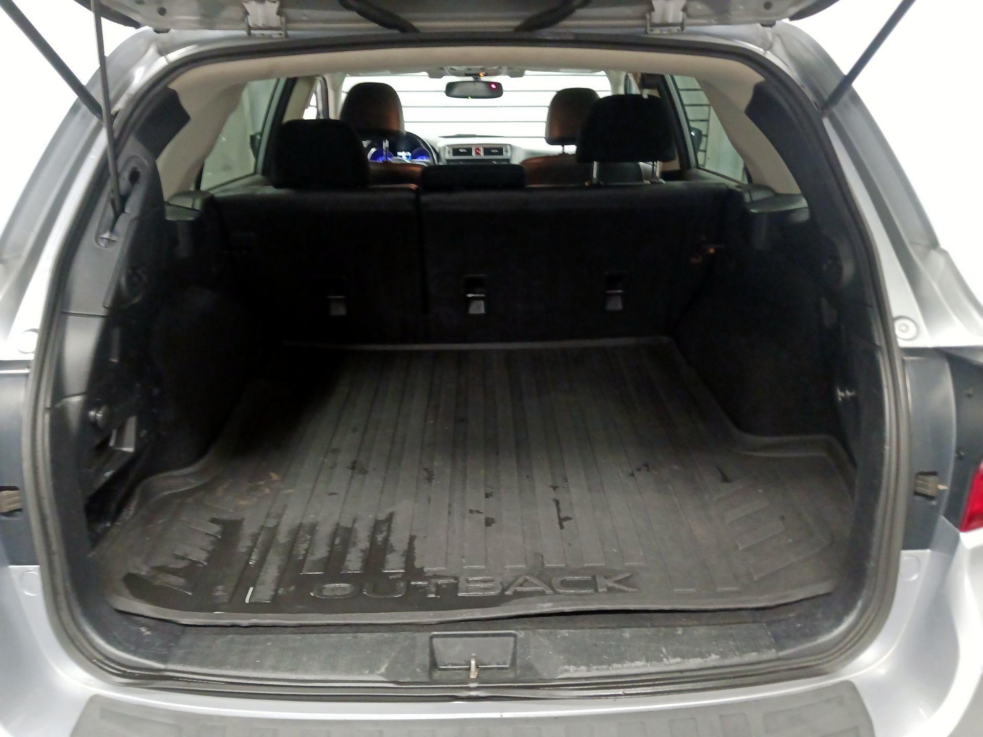 Thumbnail: 2016 Subaru Outback - 17