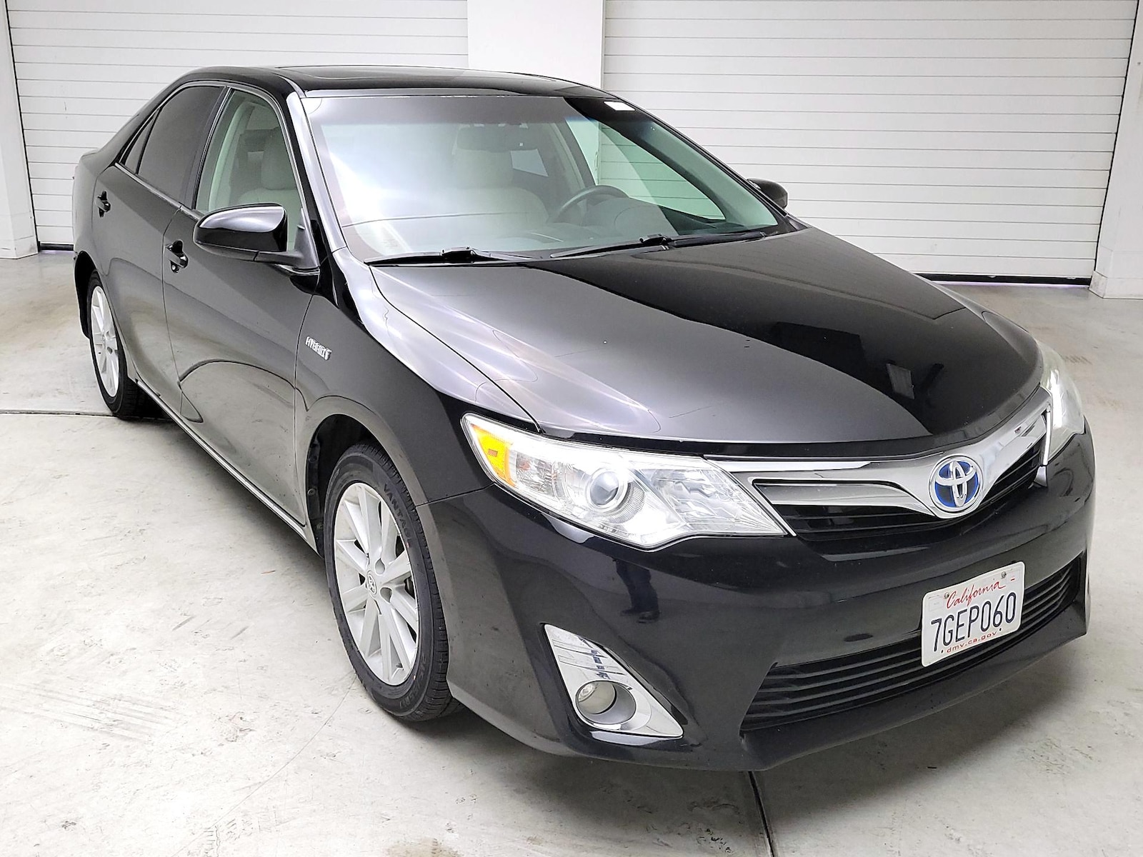 2014 Toyota Camry XLE Hybrid