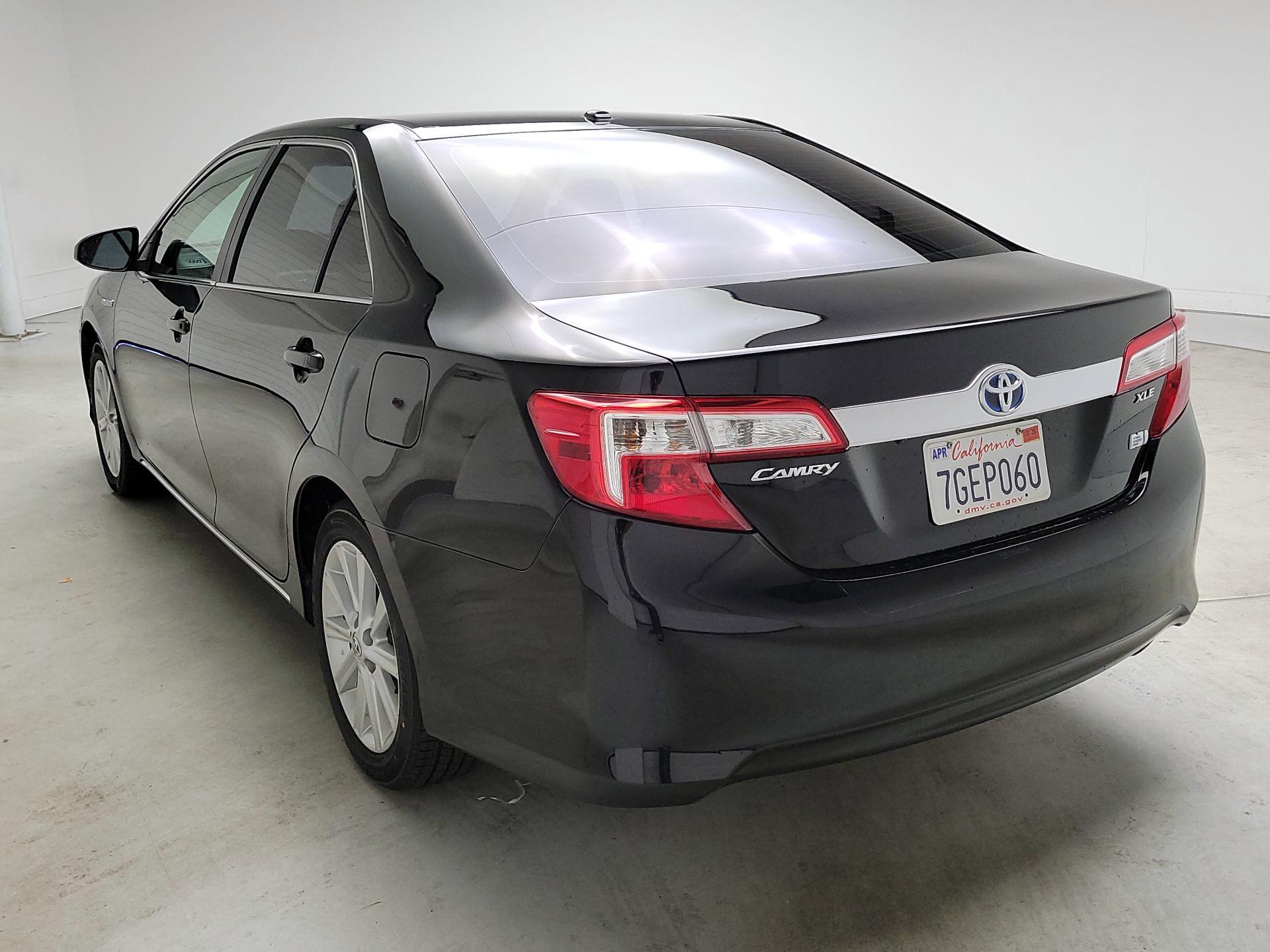 Thumbnail: 2014 Toyota Camry - 7